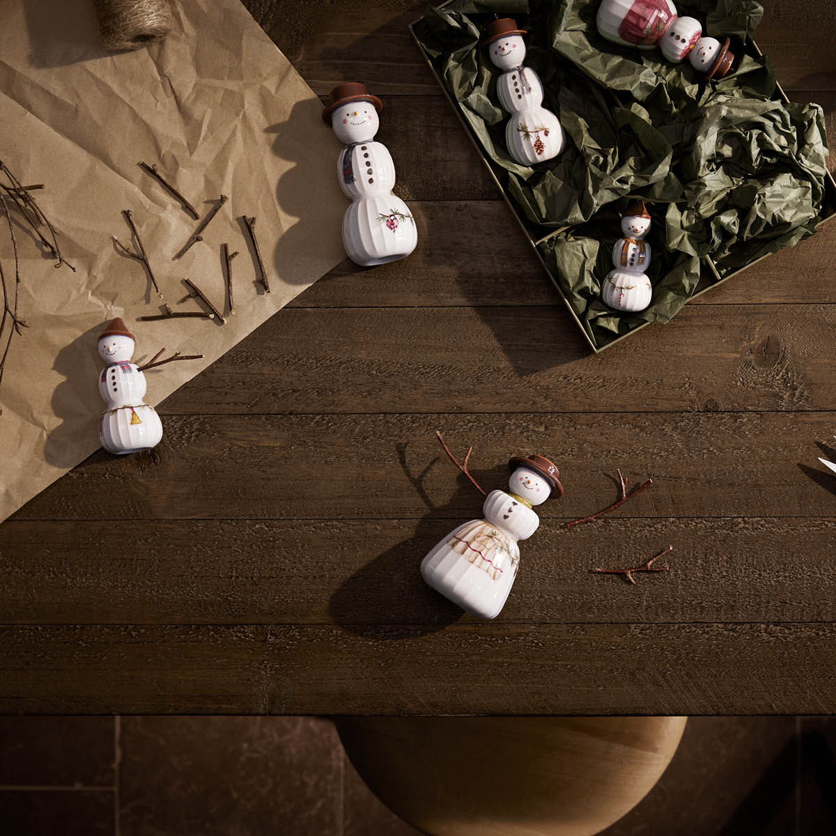 Kähler Hammershøi Christmas snøgutt hengende 7 cm hvit m/ dekor