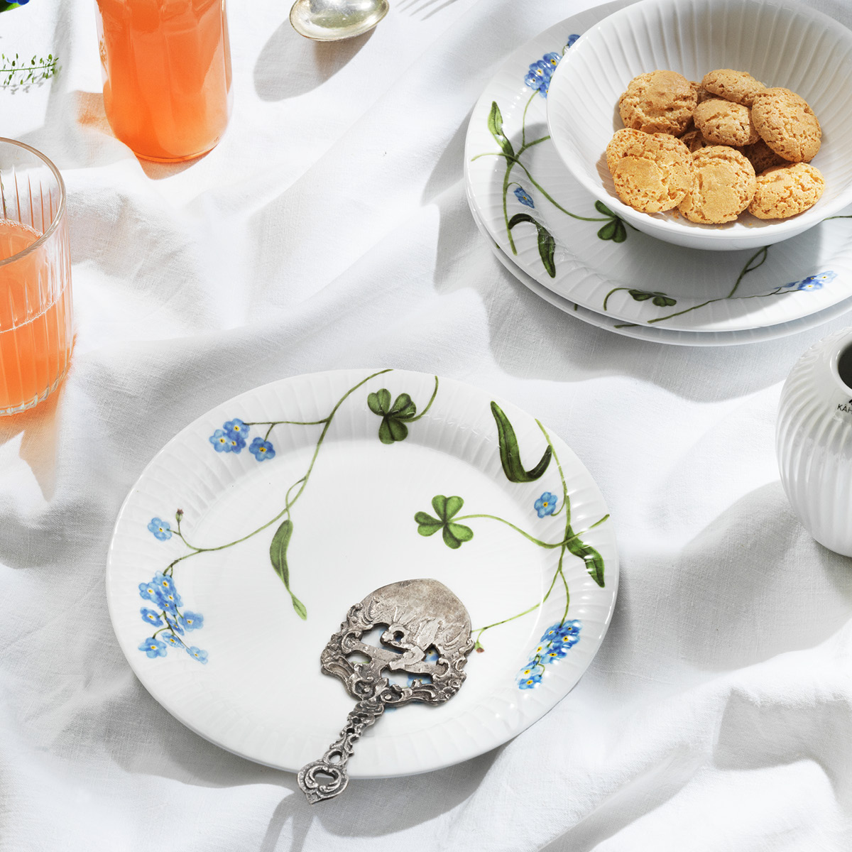 Kähler Hammershøi Summer tallerken 22 cm forget me not