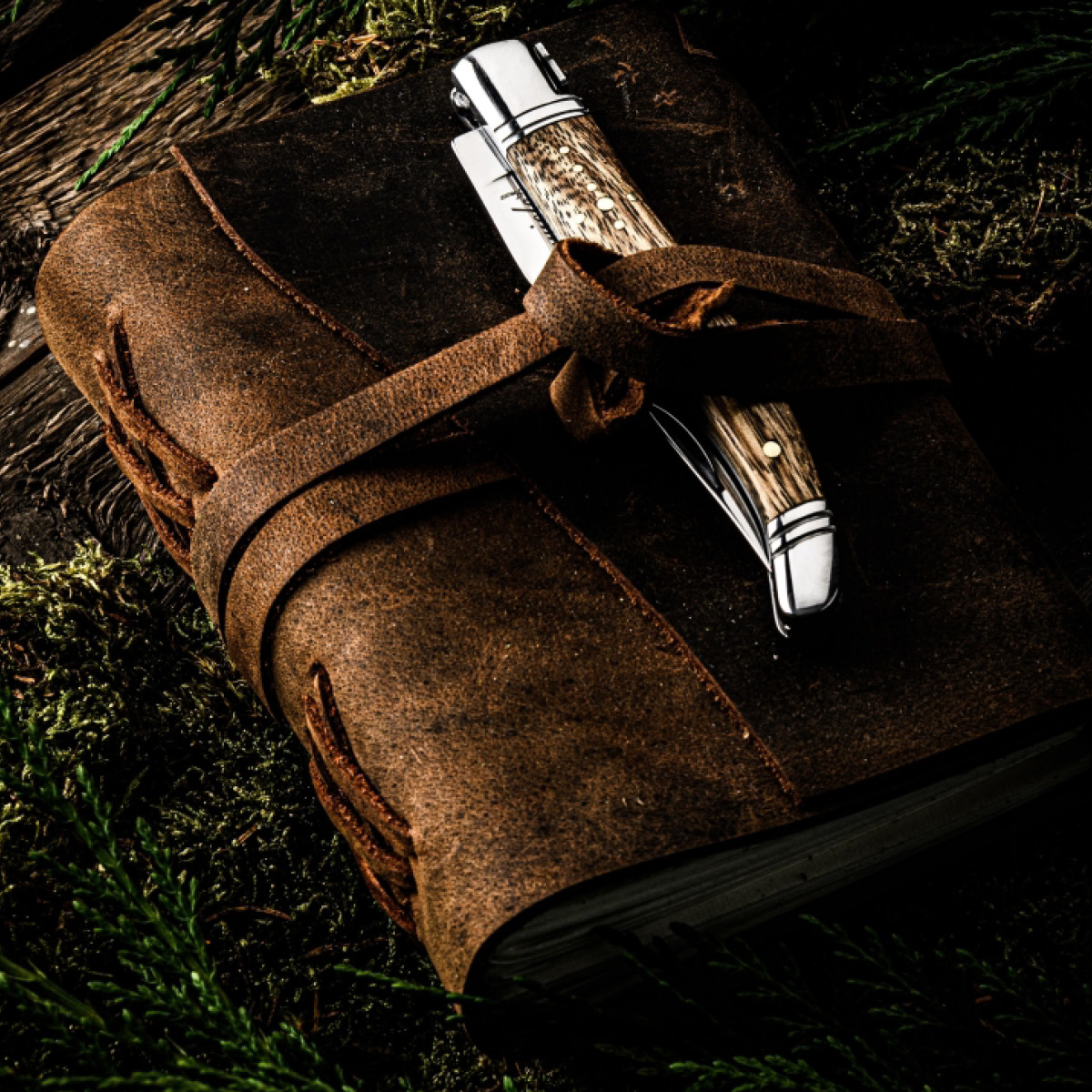 Laguiole Style de Vie Fickkniv med skärpstål och fodral zebraträ