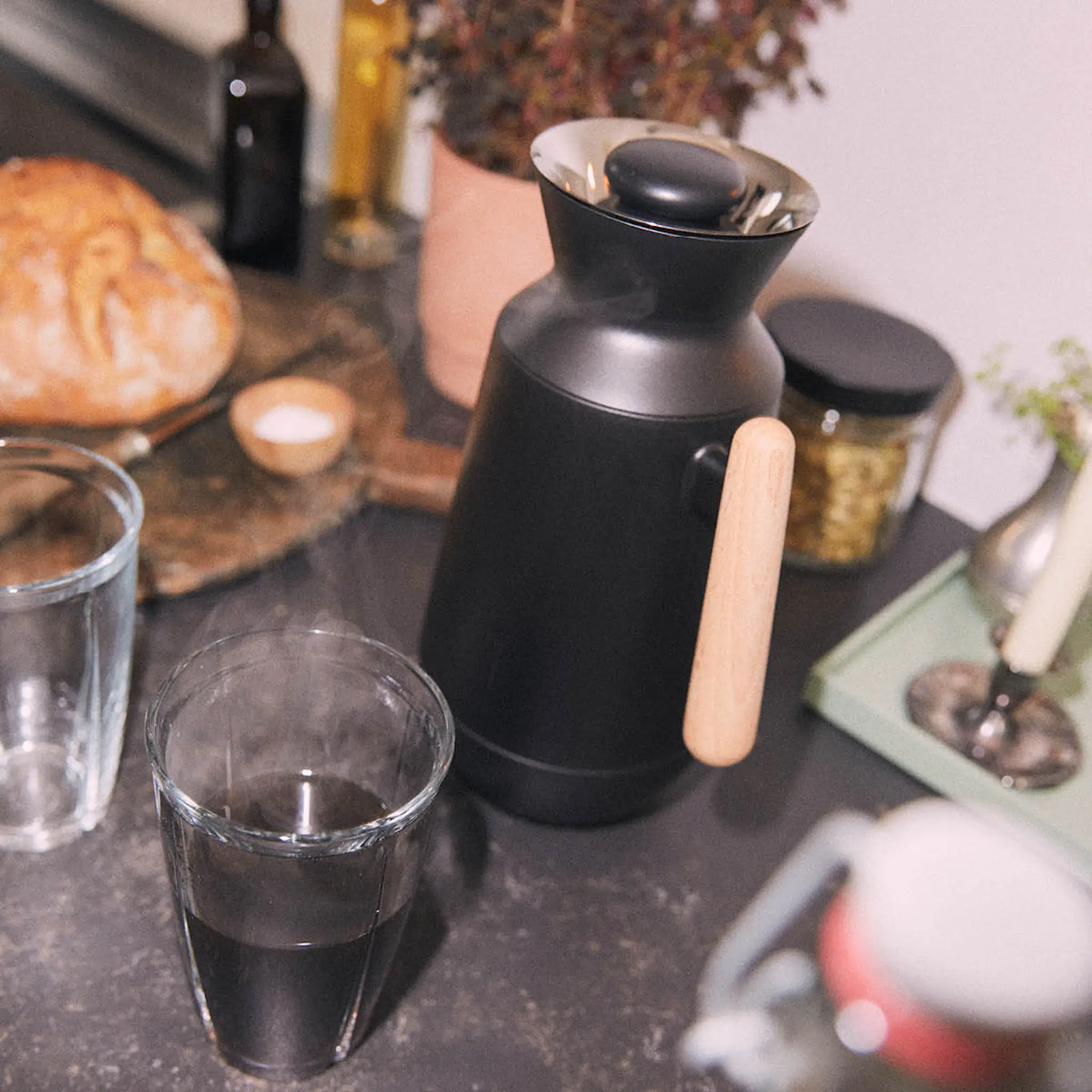 Rosendahl Daybreak termoskanna hög 1,0 L svart