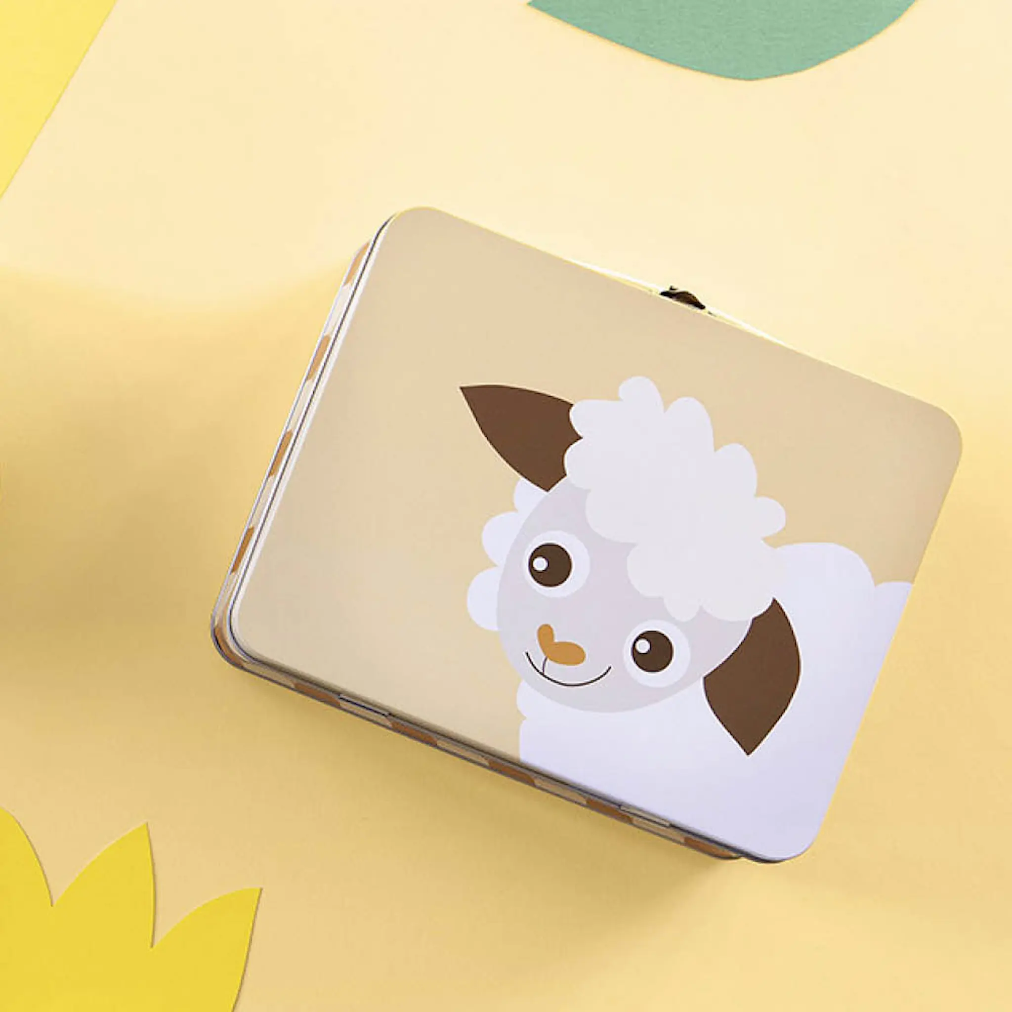 Blafre Lamm plåtväska 16x19 cm gul