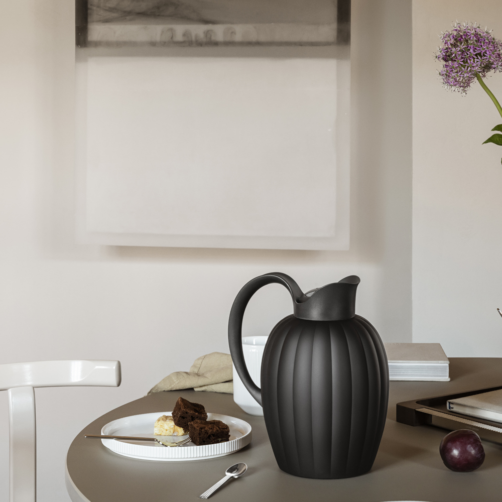 Georg Jensen Bernadotte termokanne 1L svart