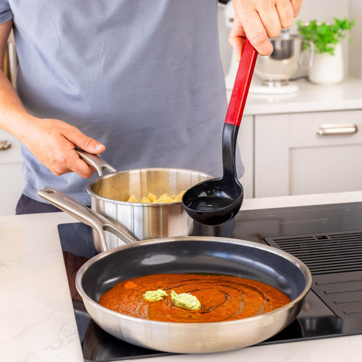 KitchenAid KitchenAid Classic suppeøse 34 cm empire red