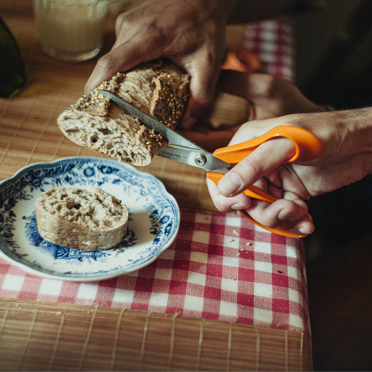 Fiskars Classic universalsaks 21 cm oransje/stål