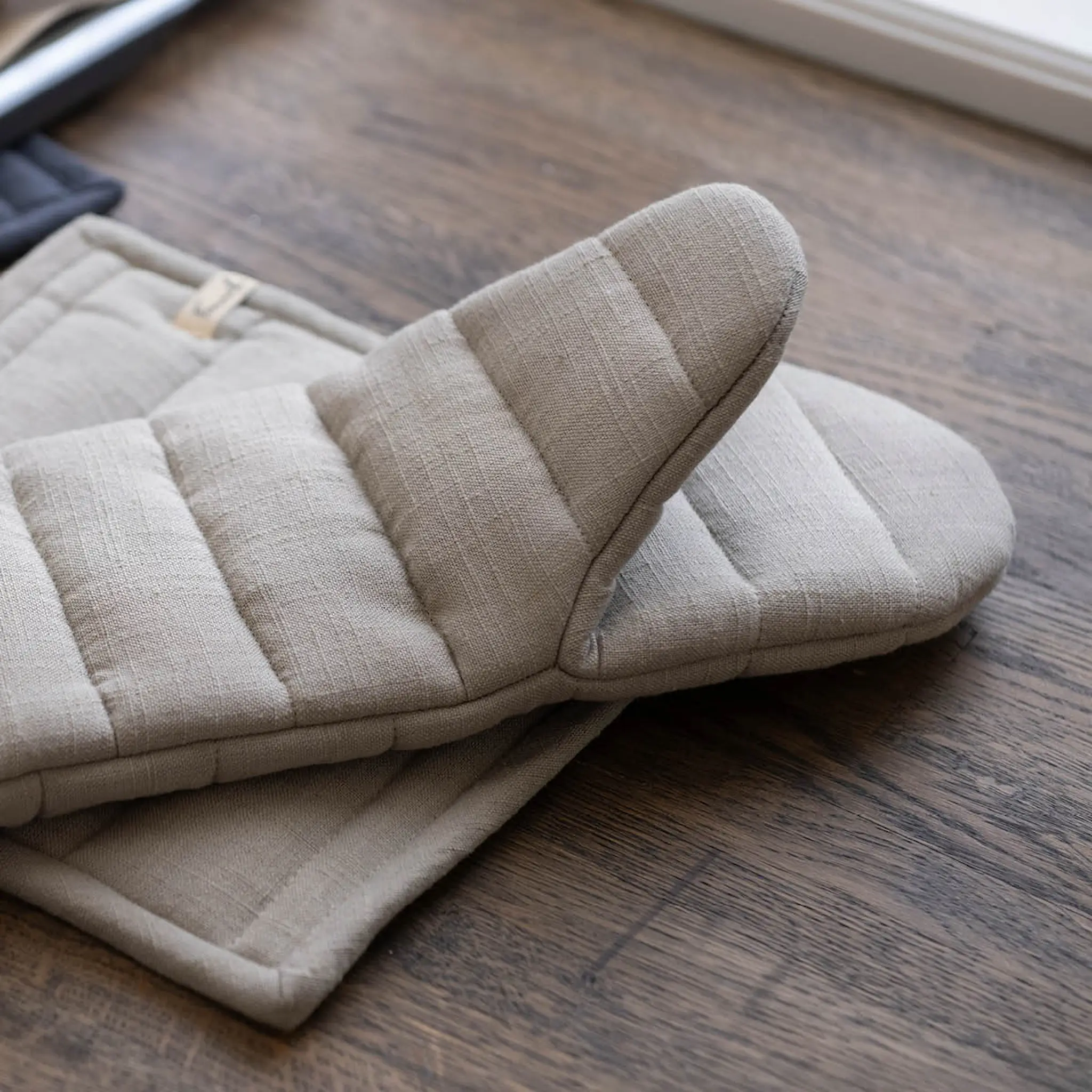 Fanni K Raitti grytvante 14x33 cm sand