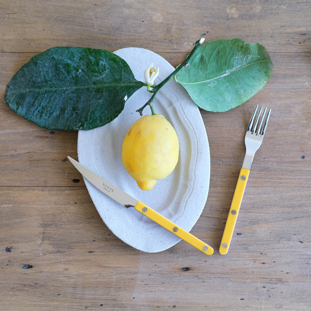 Sabre Bistrot ruokailuvälinesarja 24 kpl Yellow
