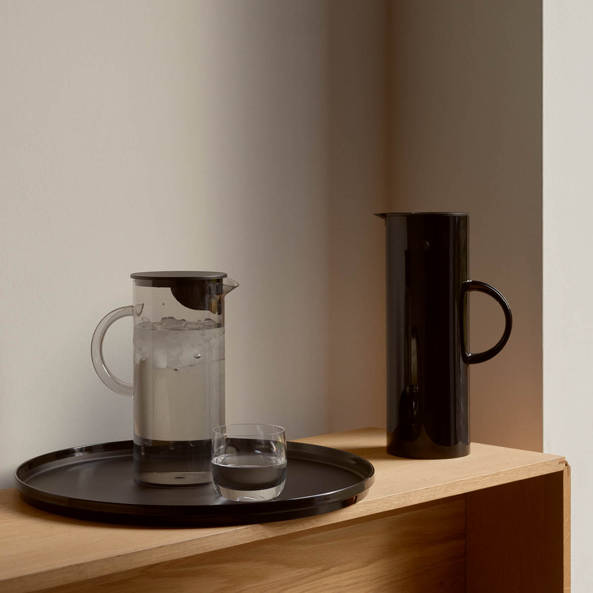 Stelton EM Tarjotin 40 cm Musta