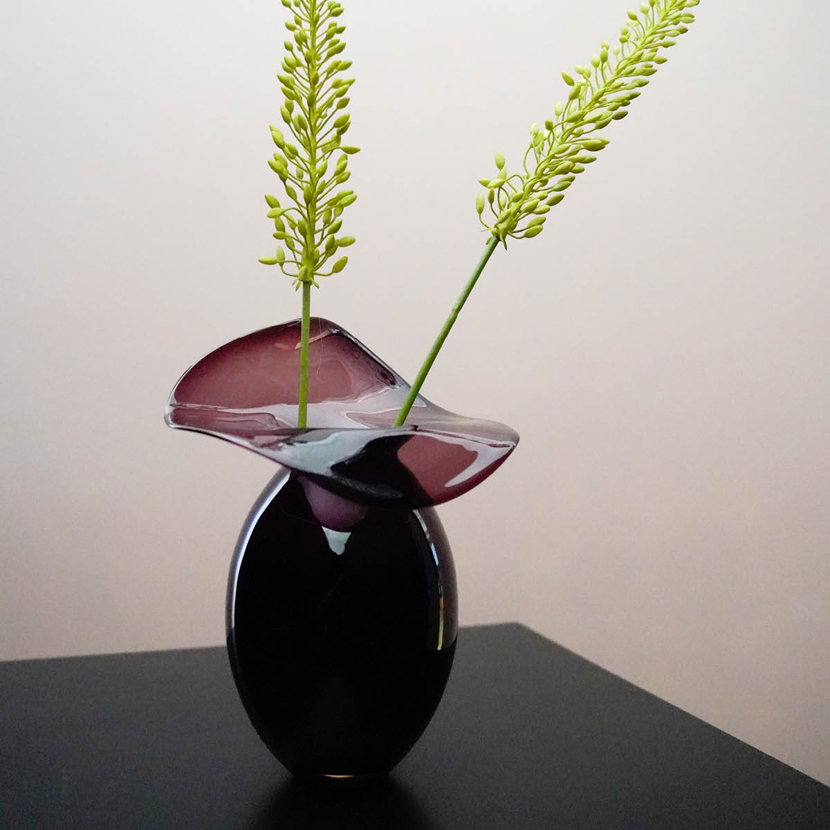 Magnor Iris Maljakko 30 cm Liila