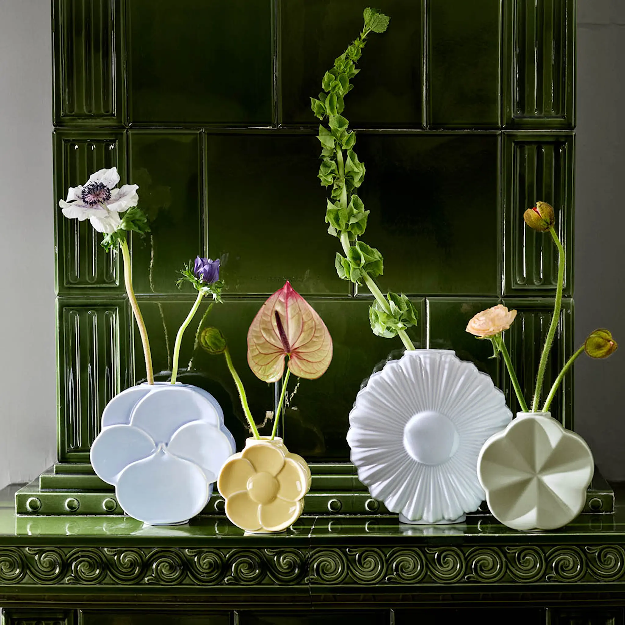 Lyngby Porcelæn Flower vas smörblomma 11,5 cm sand