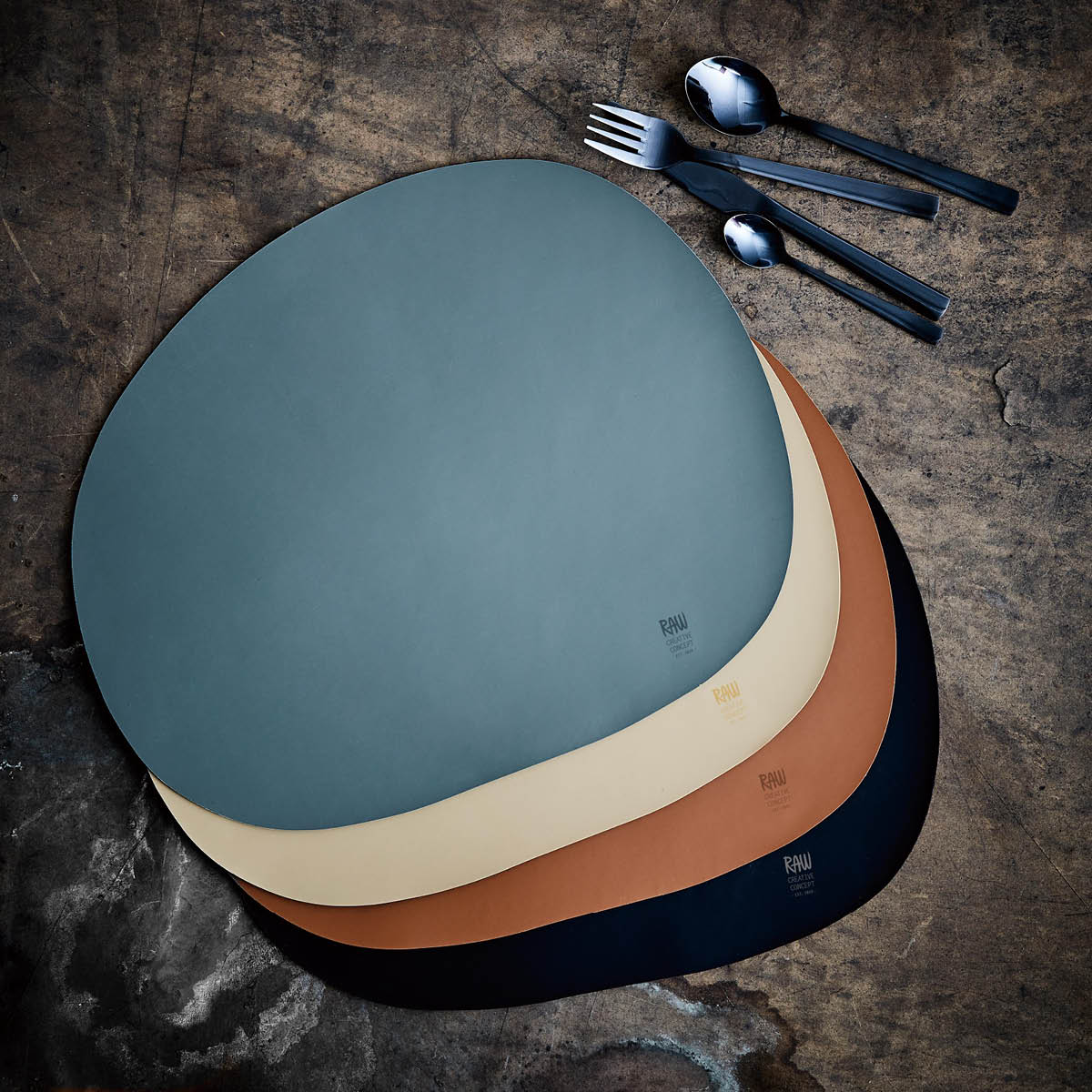 Aida Raw Pöytätabletti silikoni 41x33,5 cm Mokka