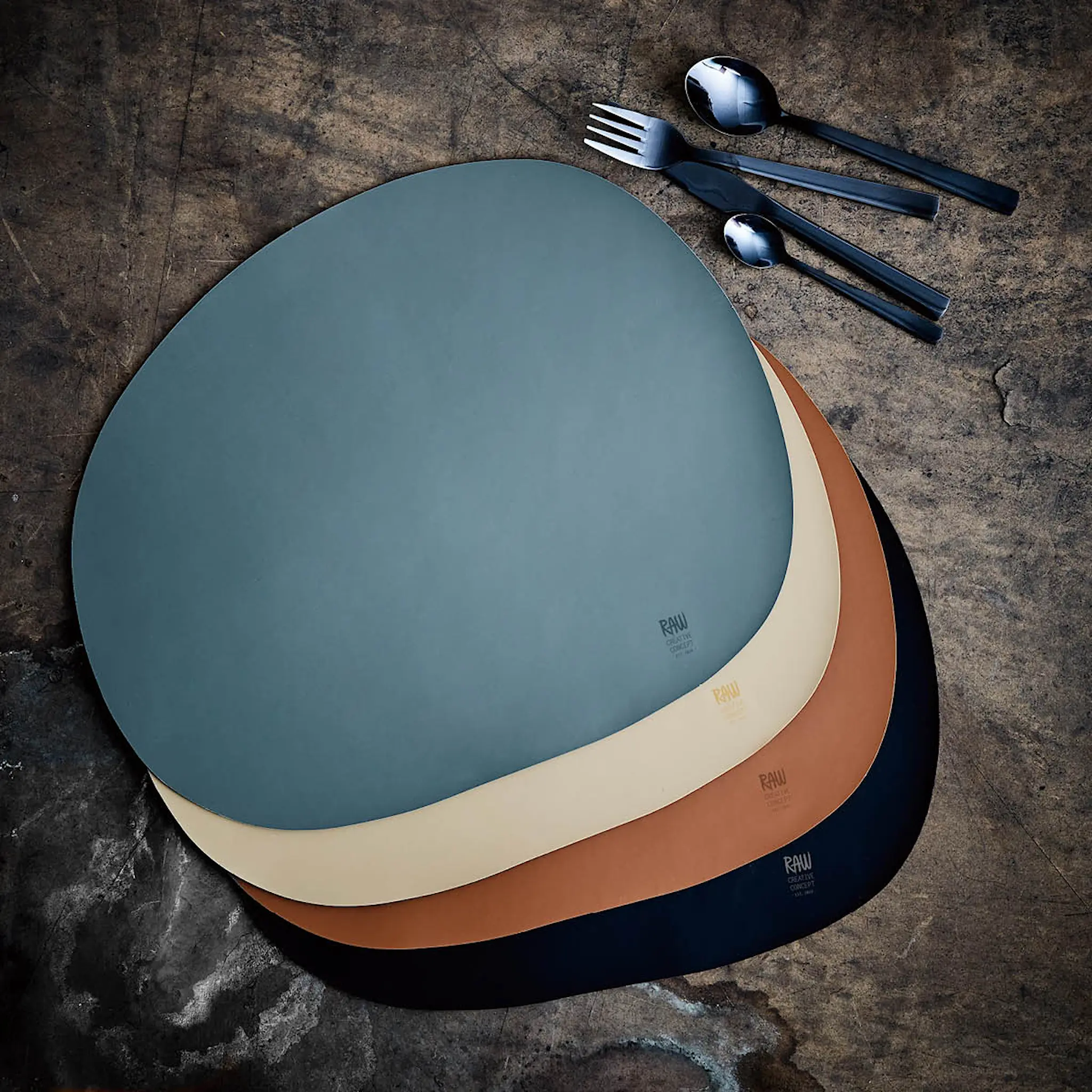 Aida RAW bordstablett silikon 41x33,5 cm Mocca