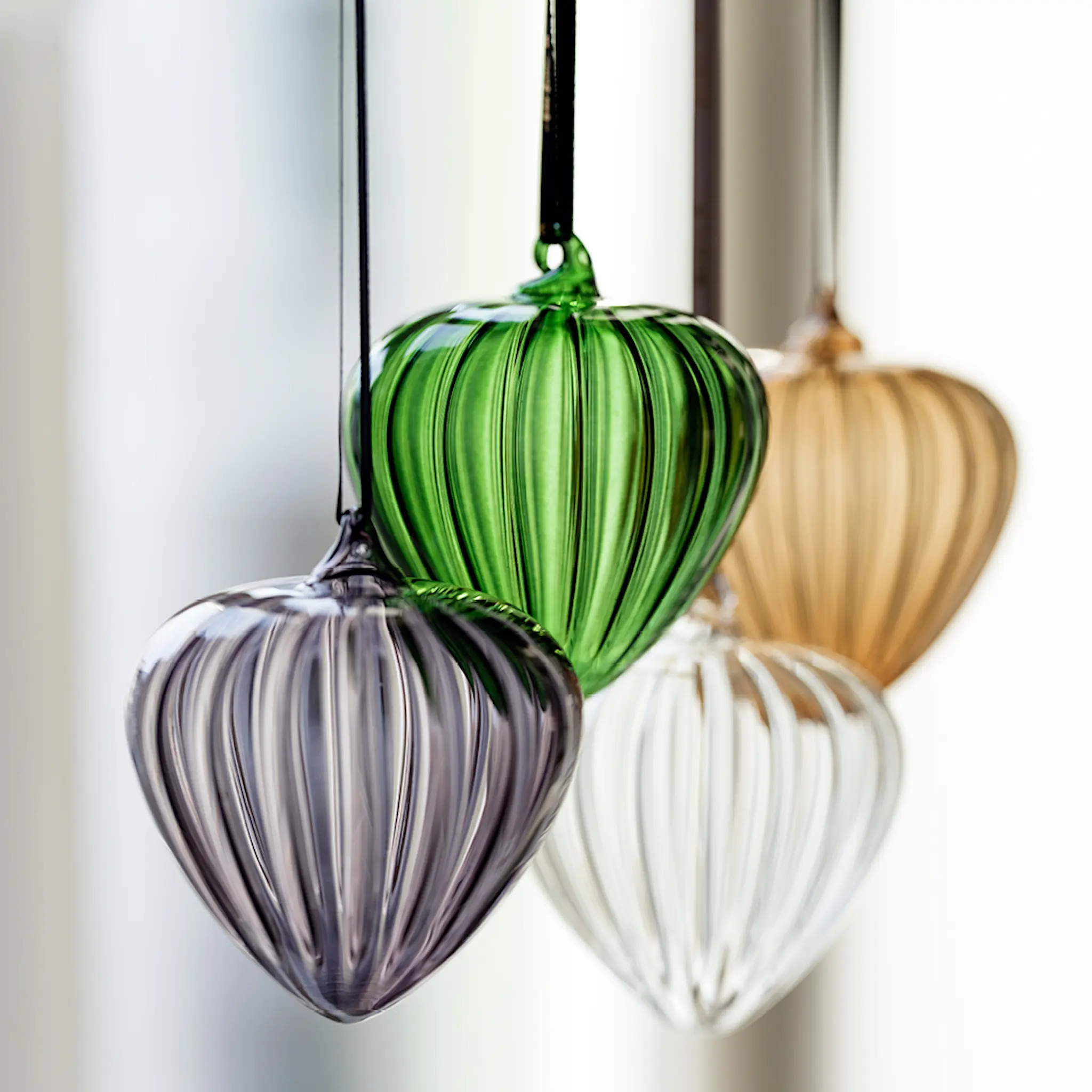 Magnor Hazel dekorkule 10 cm koks