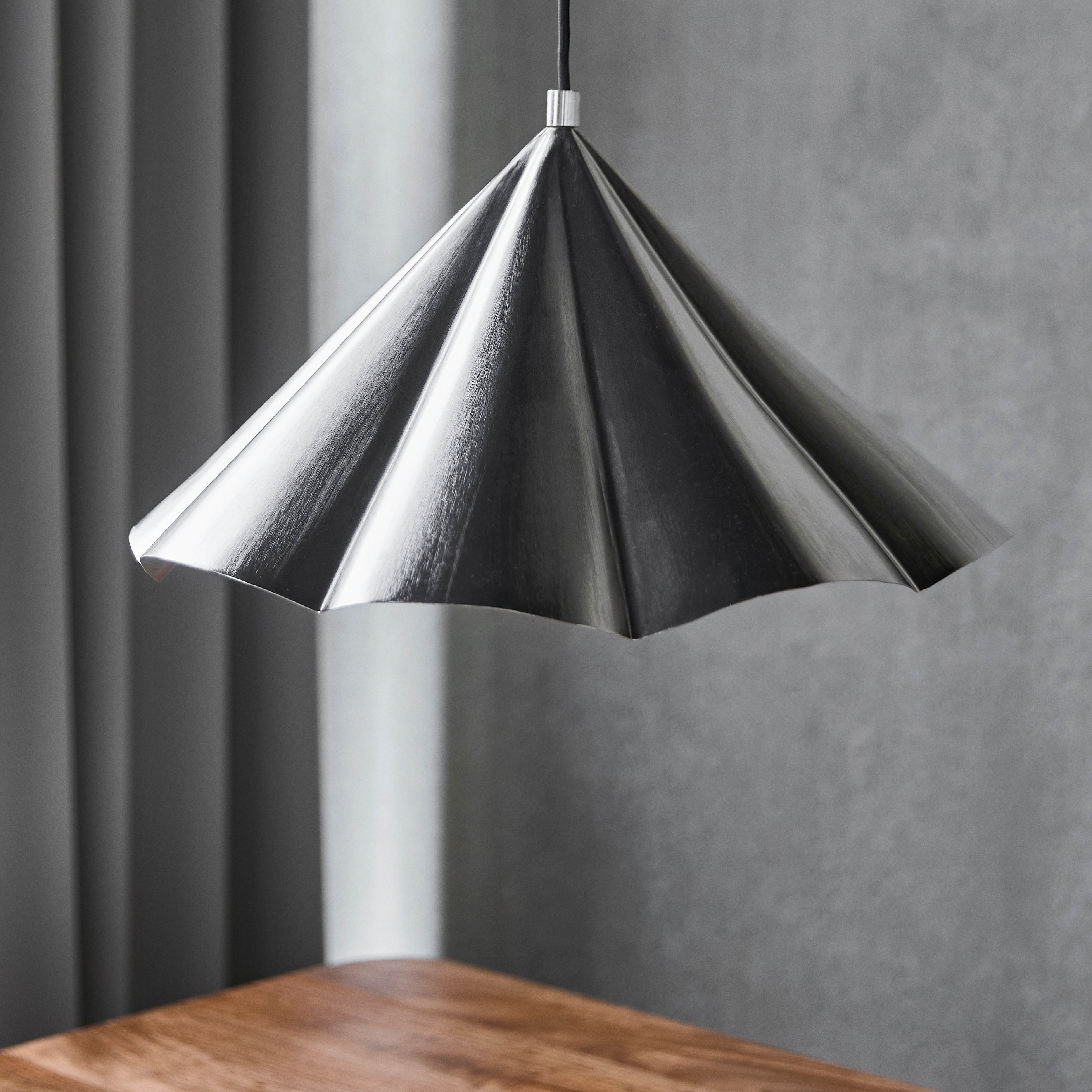 House Doctor Flola taklampe 50 cm børstet sølvfinish