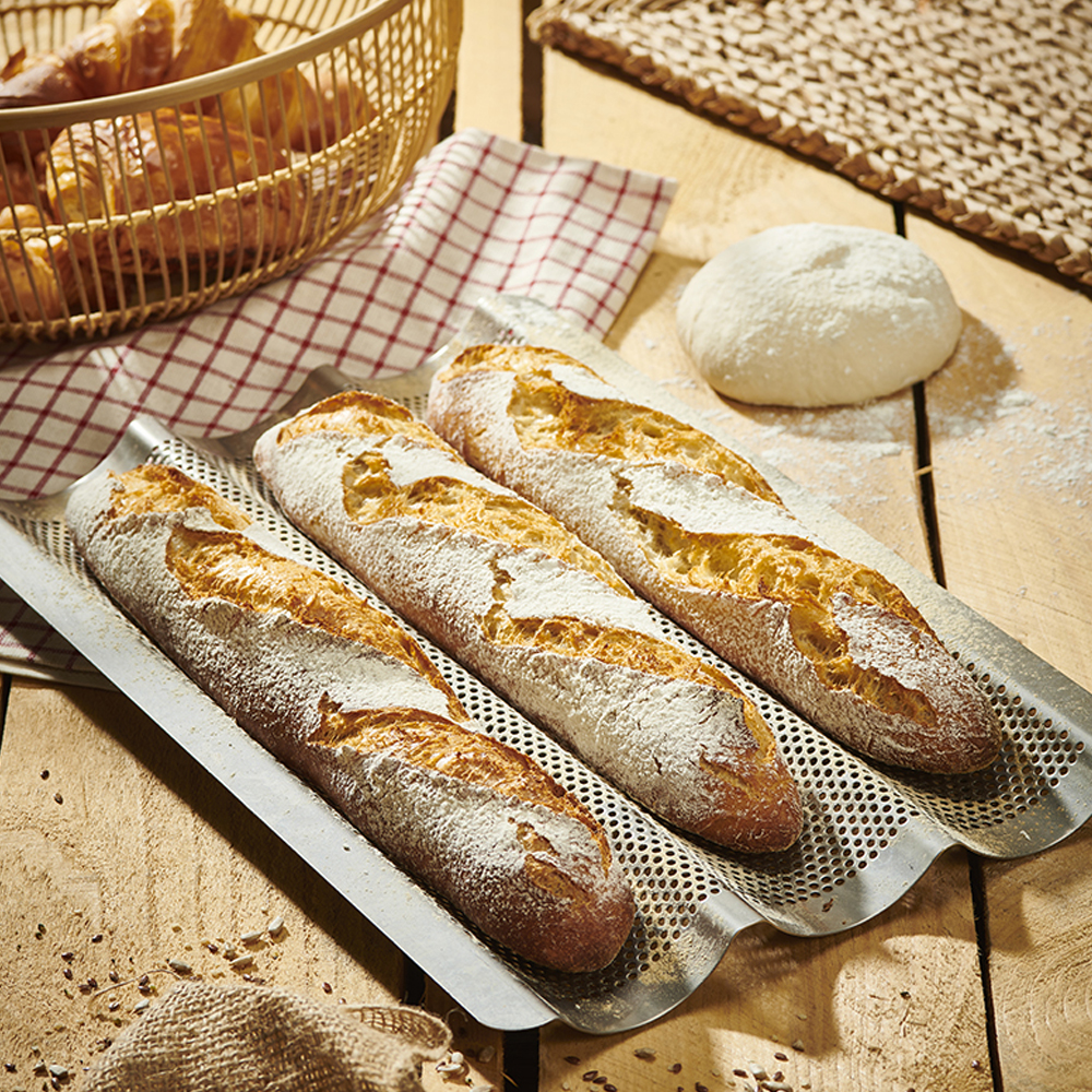 de Buyer Air System Bakplåt för 3 Baguetter 40x24,5 cm