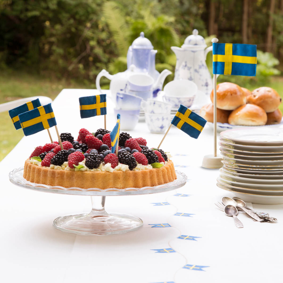 Langkilde & Søn Tårtflagga i äkta flaggduk 13 cm 5-pack svenska flaggan