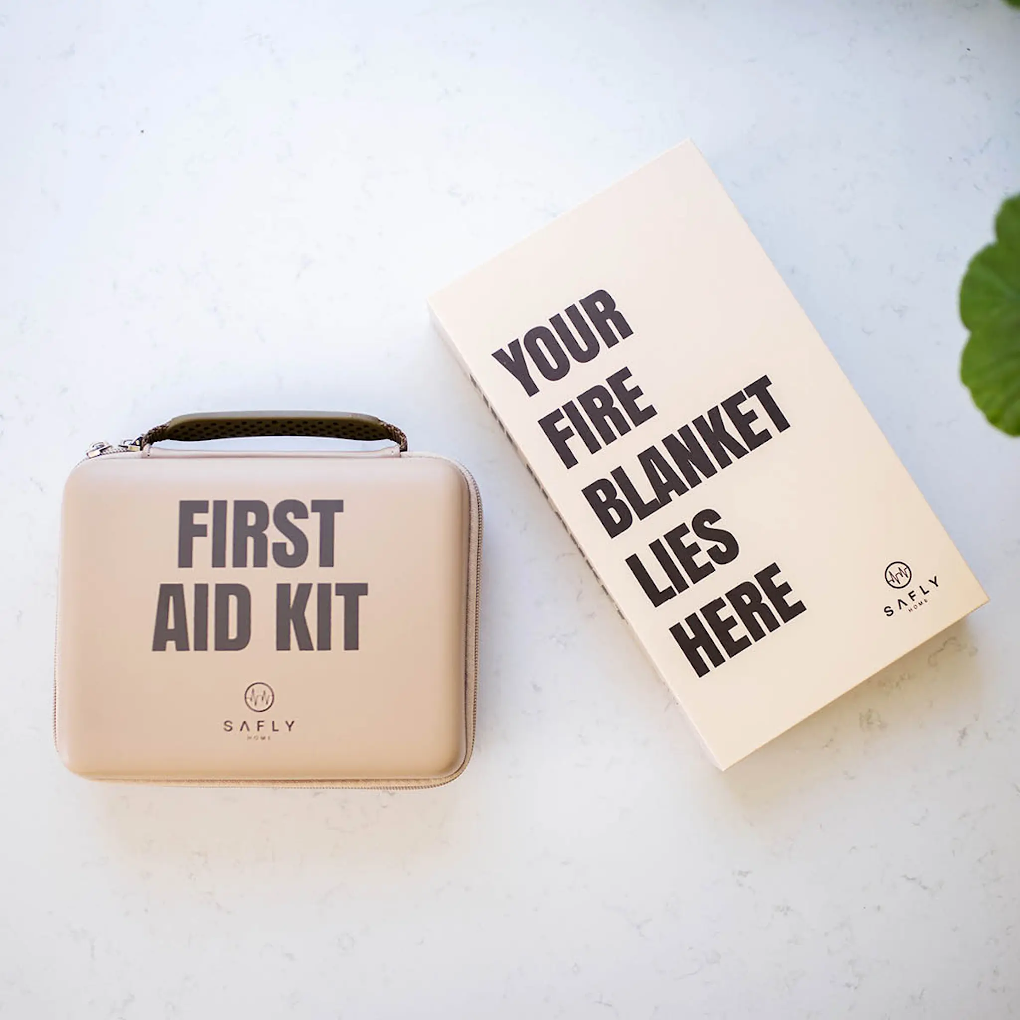 Safly Första hjälpen-låda medium 15x19 cm sand