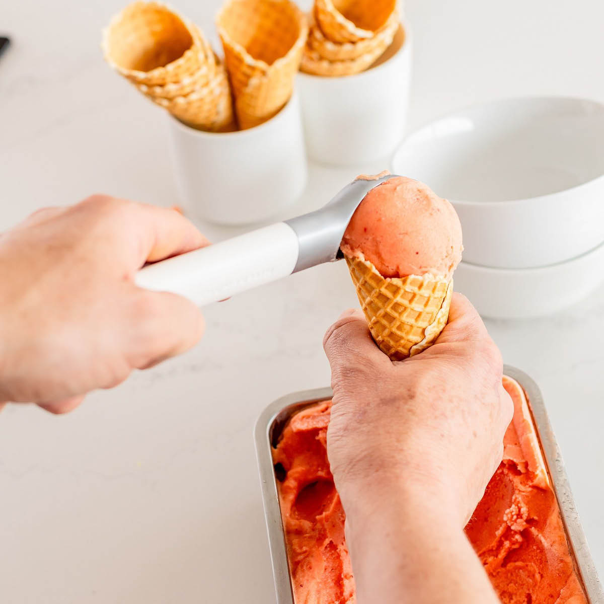 KitchenAid KitchenAid Classic Jäätelökauha 21 cm Porcelain White