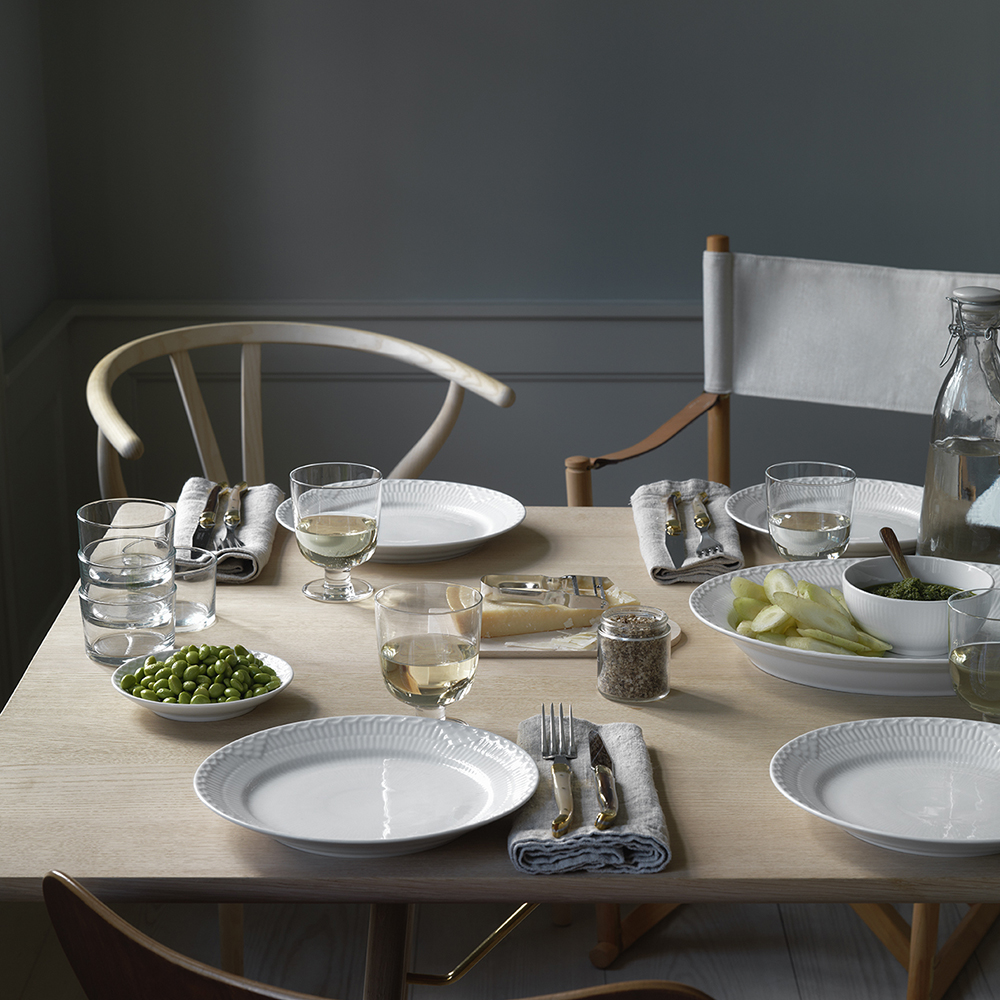 Royal Copenhagen Hvit Riflet Halvblonde tallerken 27 cm