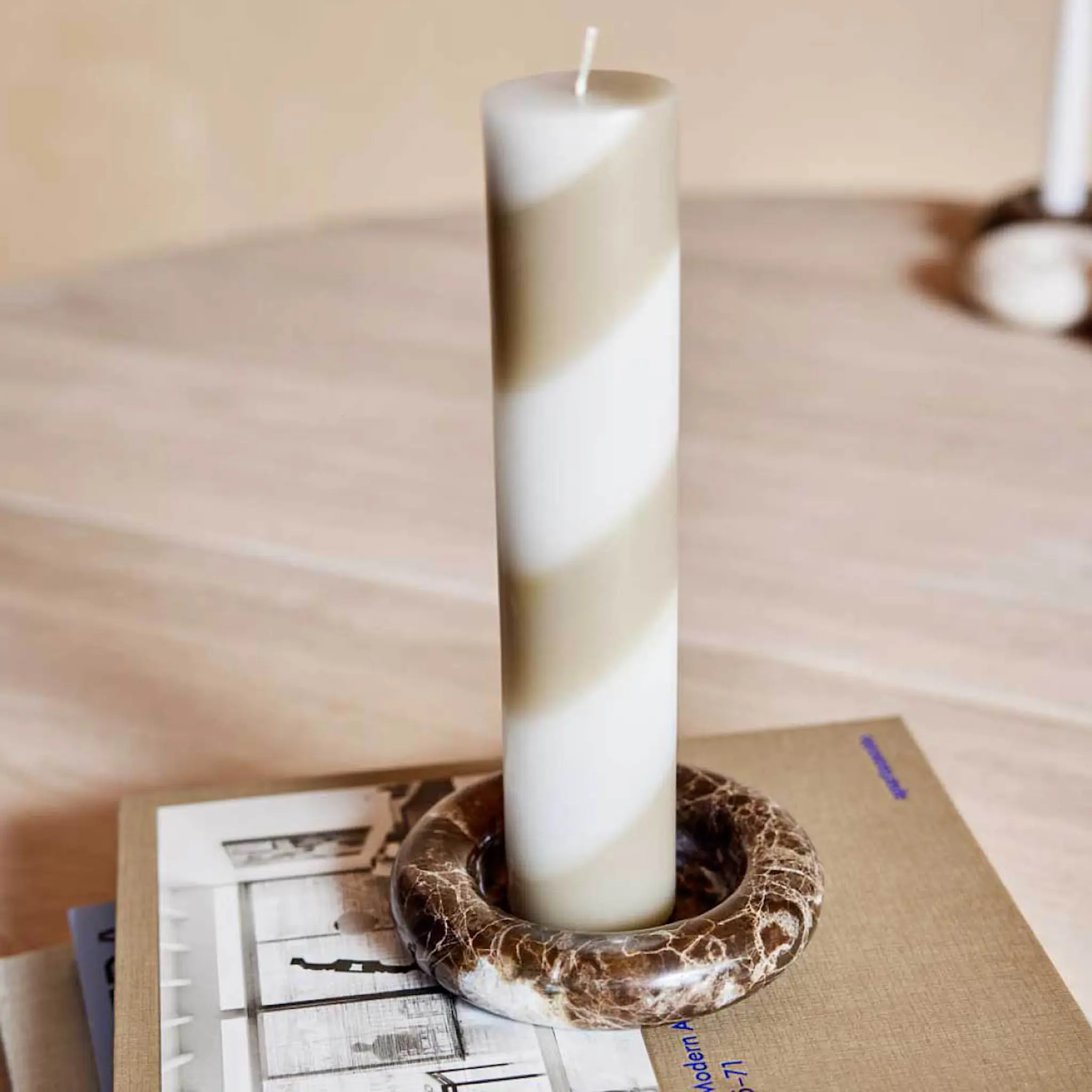 OYOY Savi marmor lysestake 14 cm Choko