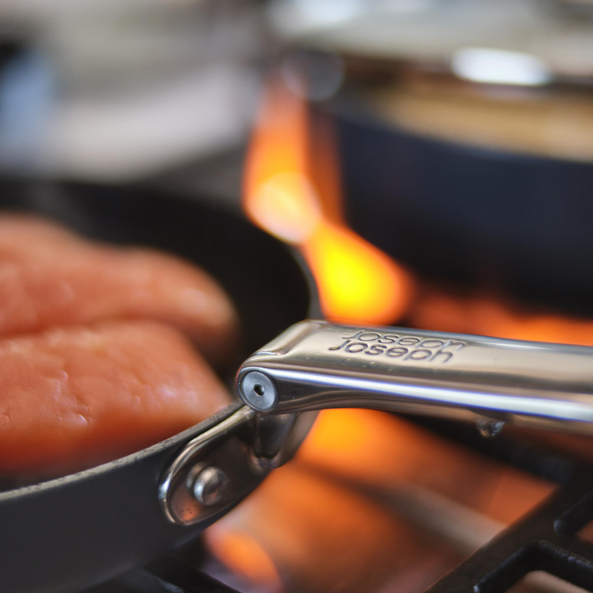 Joseph Joseph Space Paistinpannu 20 cm Midnight Blue