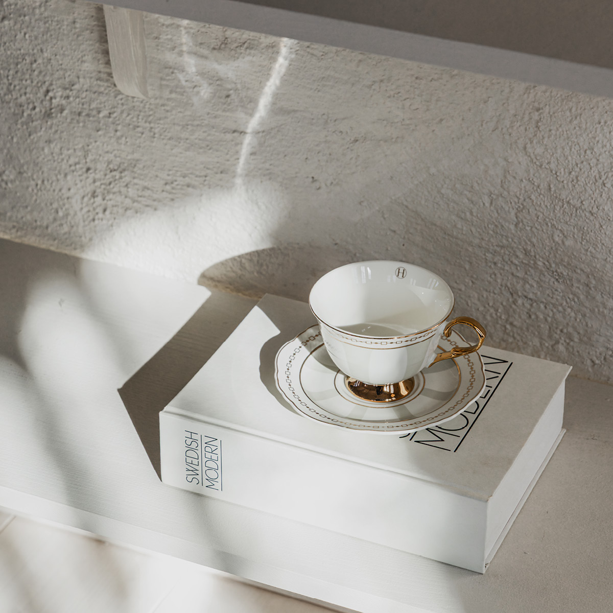 Hilke Strisce Tortora kopp med skål 22 cl greige