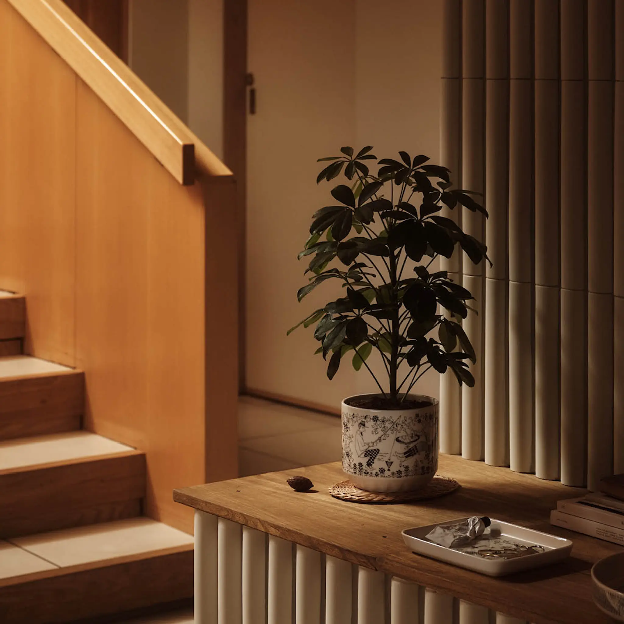 Arabia Emilia blomkruka 12x14 cm vit