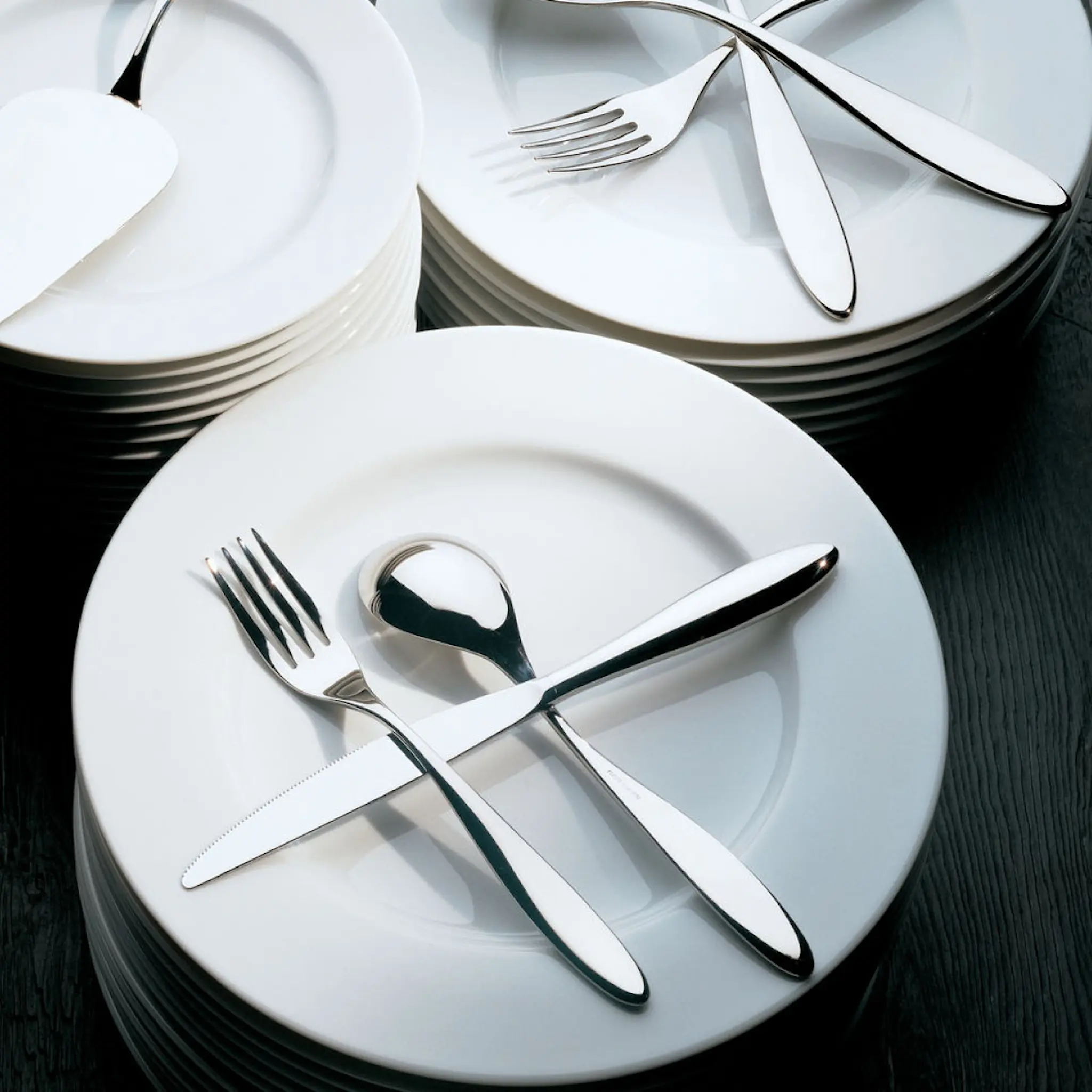 Alessi Mami serveringsgaffel 24,5 cm rostfritt stål