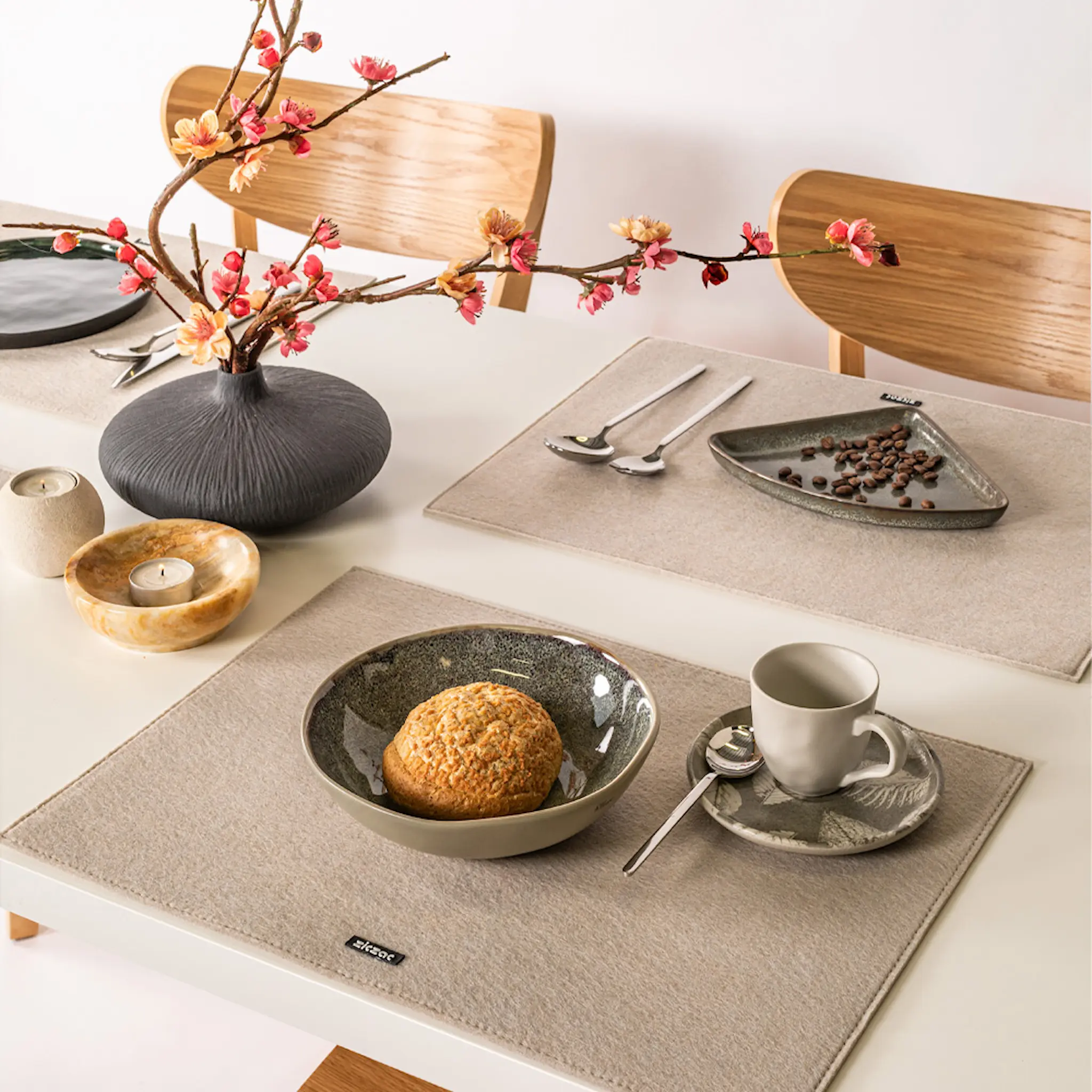 Ziczac Nuno Bordstablett 45 cm Beige