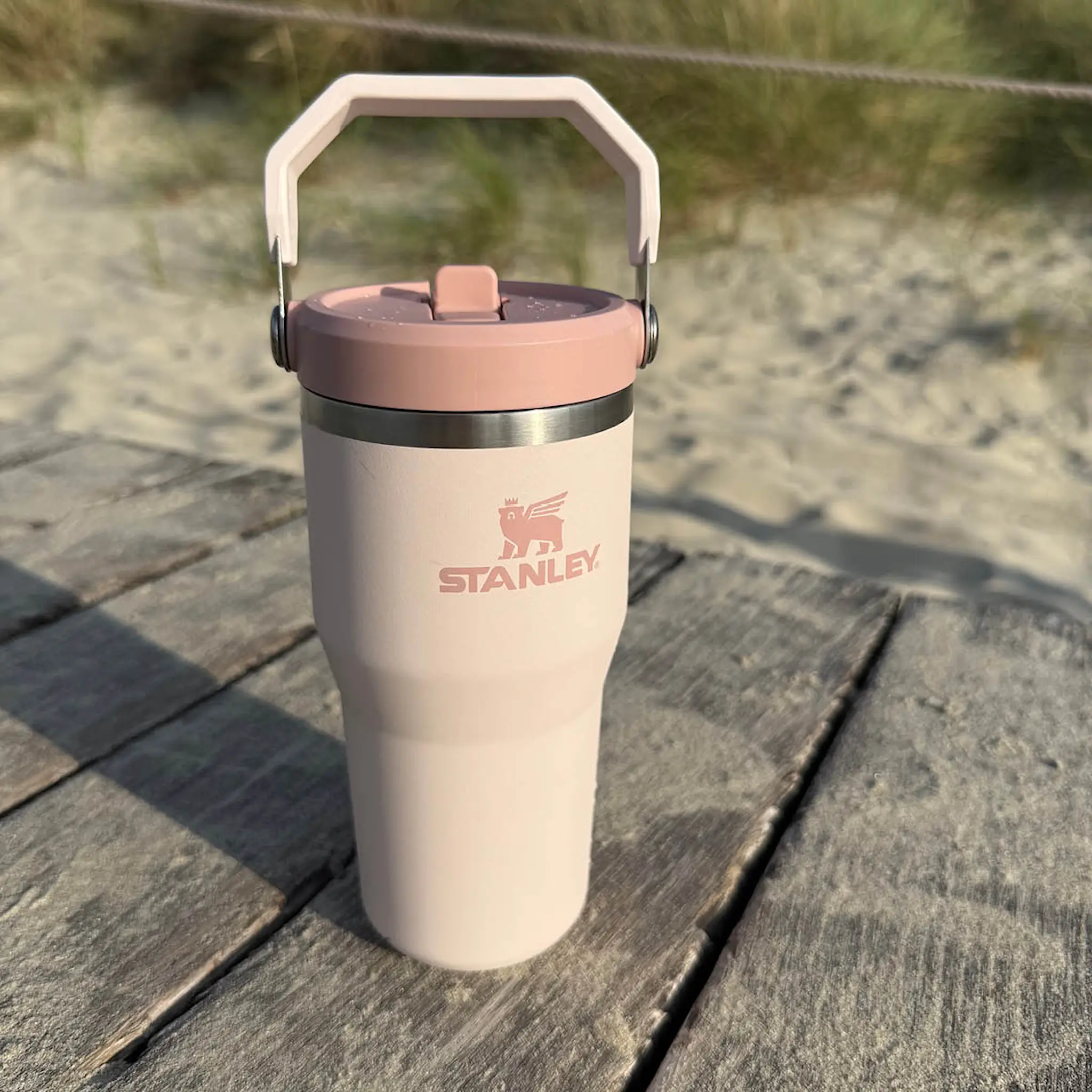 Stanley Iceflow Flip Straw tumbler termosflaska 0,6 L Rose quartz