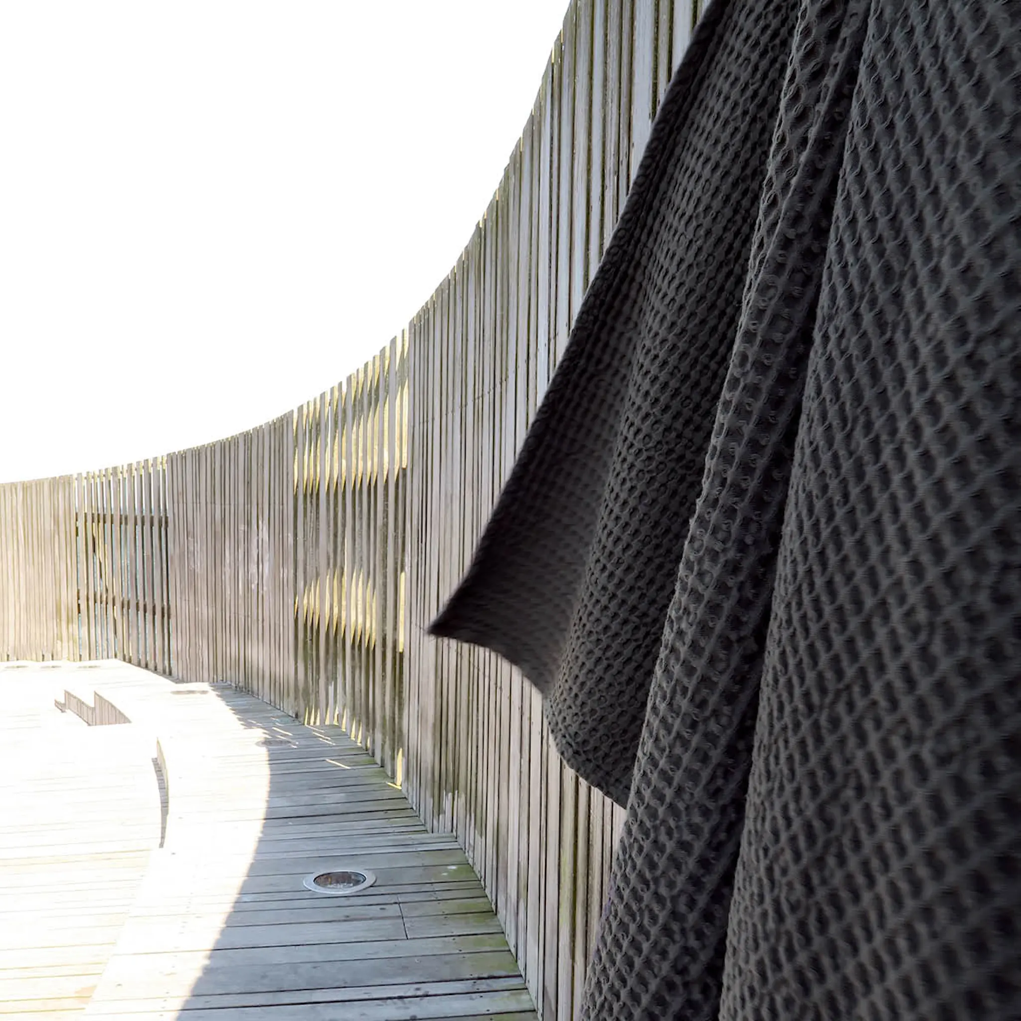 The Organic Company Big Waffle badlakan 150x100 cm mörkgrå