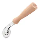 Tandad pastaskärare rostfritt stål/trä