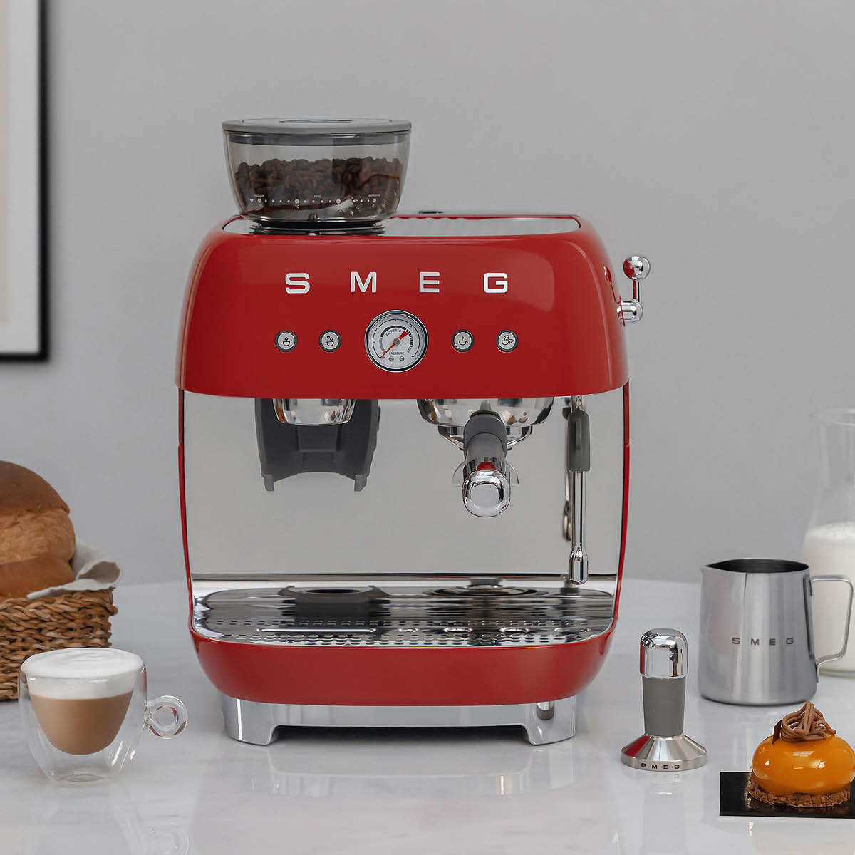 Smeg Smeg manuell espressomaskin med kvarn EGF03 röd