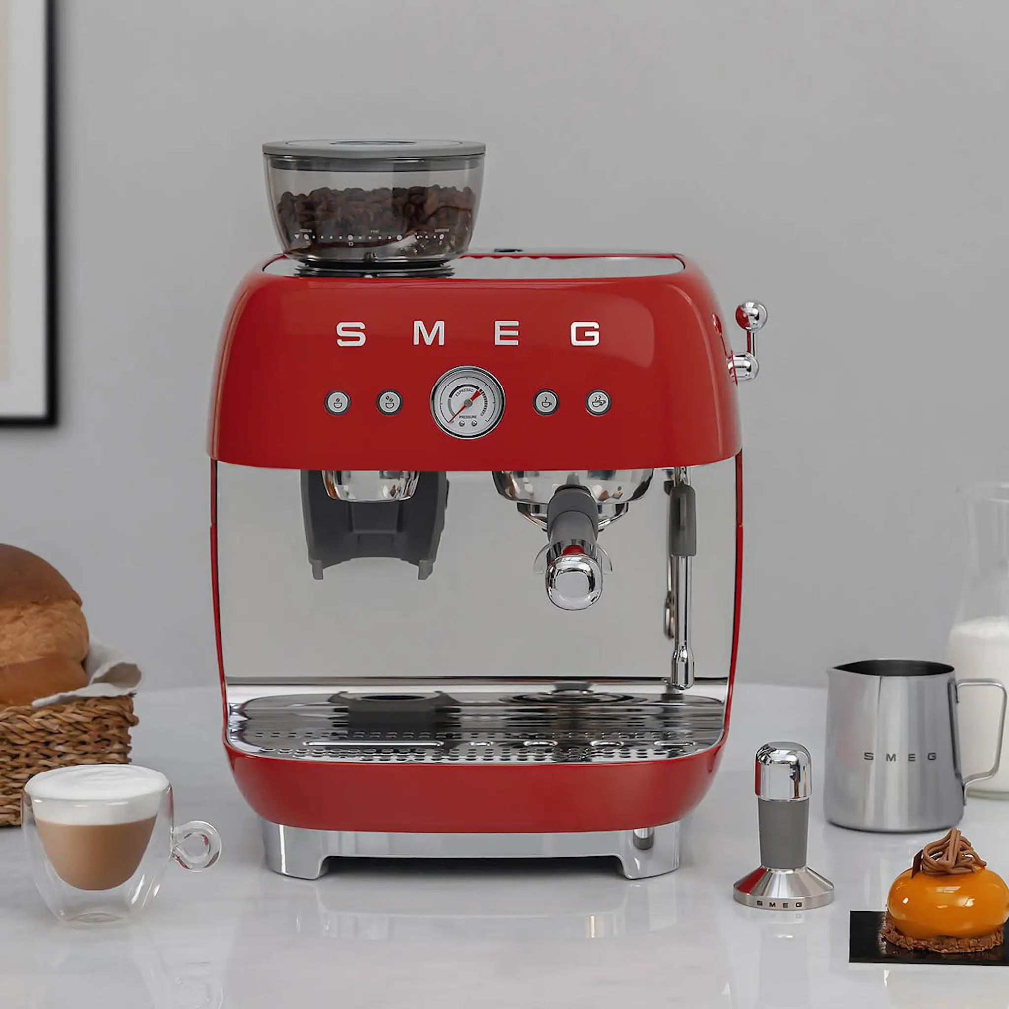 Smeg Smeg Manuell Kaffemaskin med Kvarn EGF03 Röd