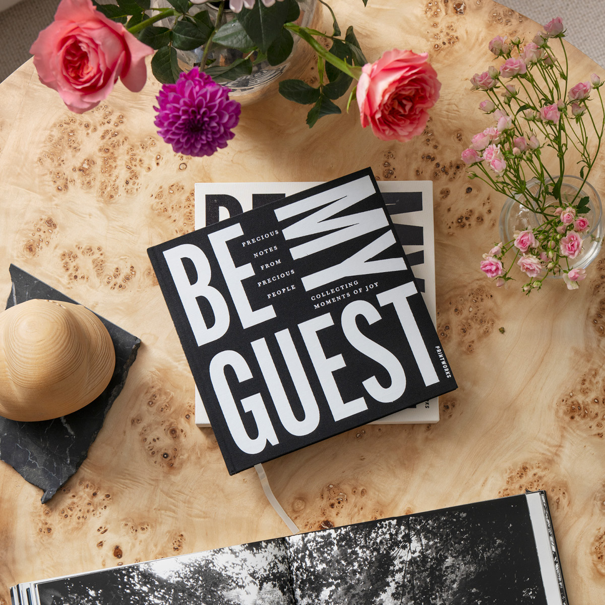 Printworks Gästbok 23,4x23,7 cm svart/vit