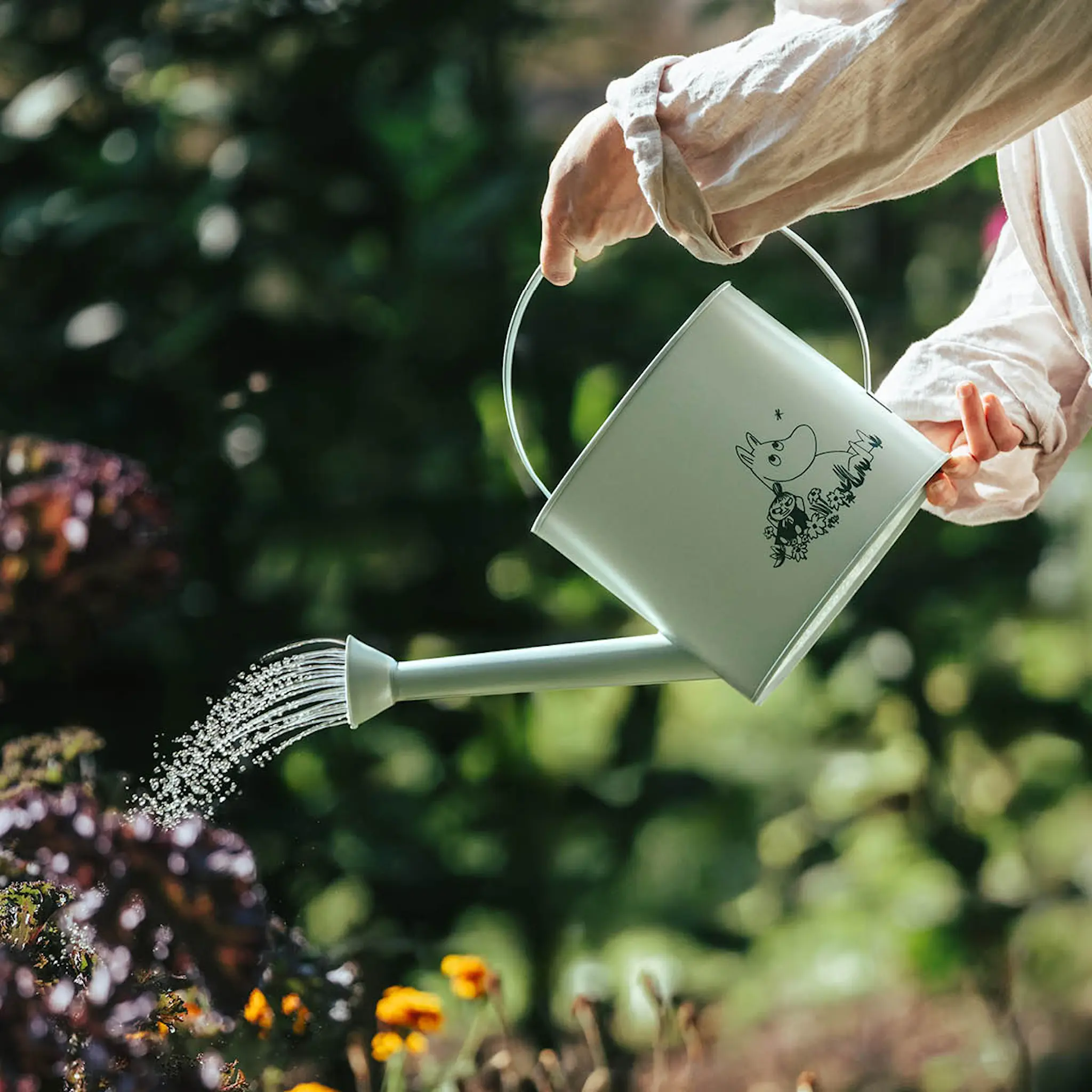 Muurla Mumin vattenkanna i plåt 4 L grön