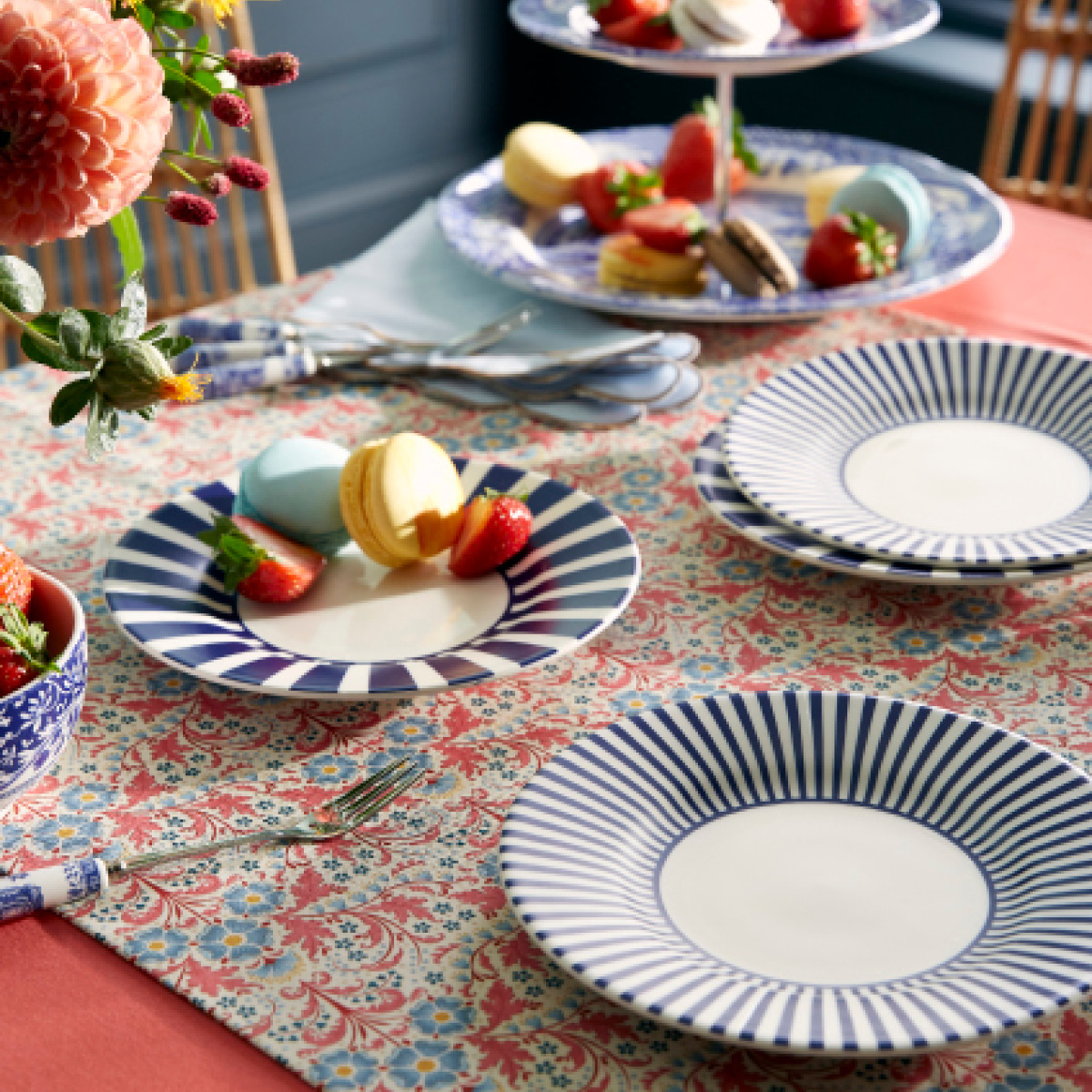 Spode Steccato Lautanen leveäraitainen 18 cm Koboltinsininen