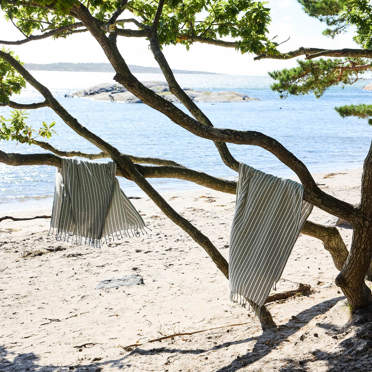 Sagaform Ella Hamam badhandduk 90x170 cm blå