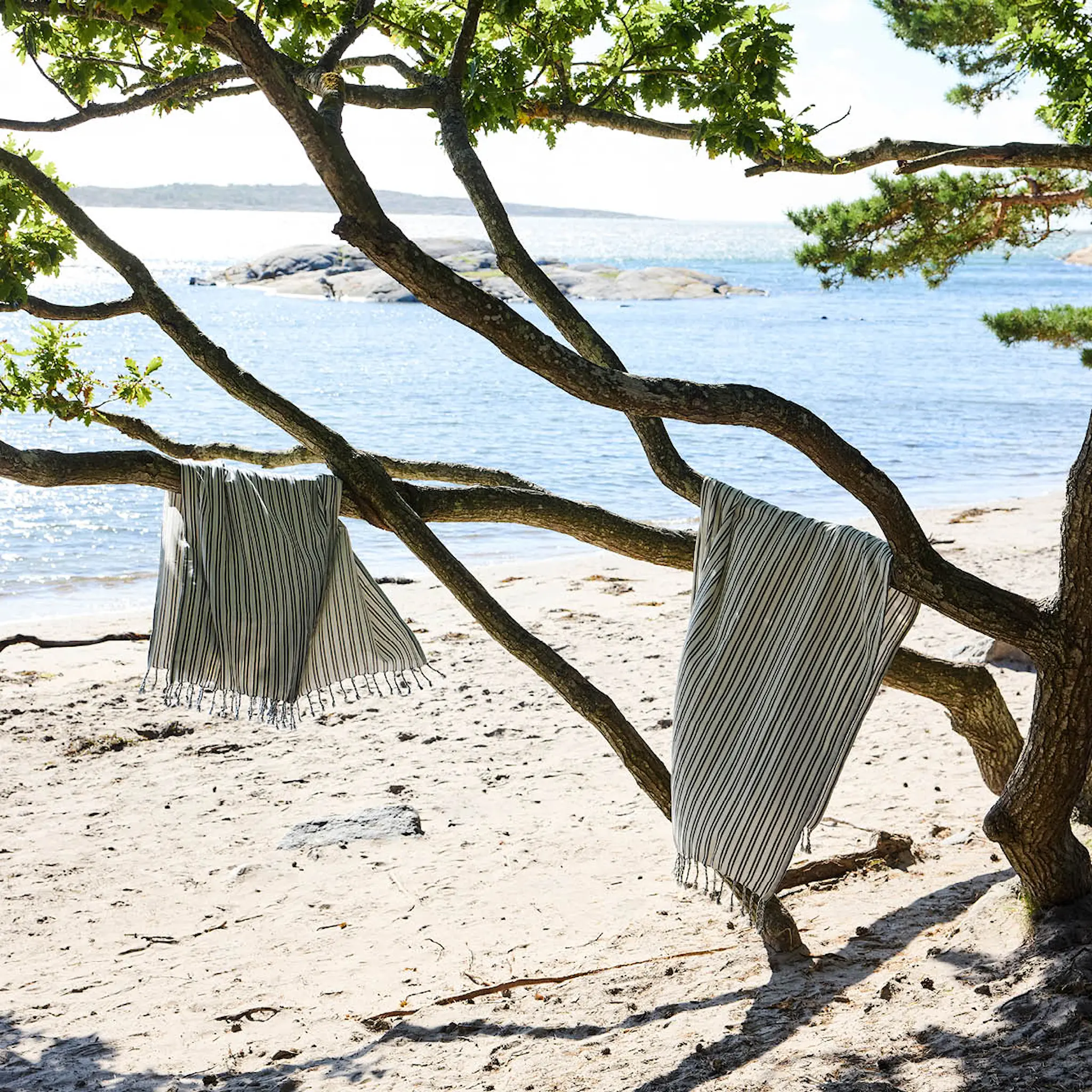 Sagaform Ella Hamam badhandduk 90x170 cm blå