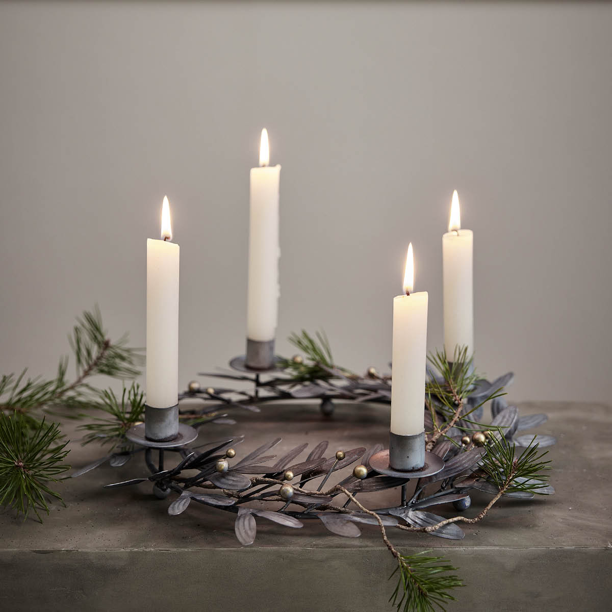 Lene Bjerre Mistlia adventsstake 34x7 cm antikk grå