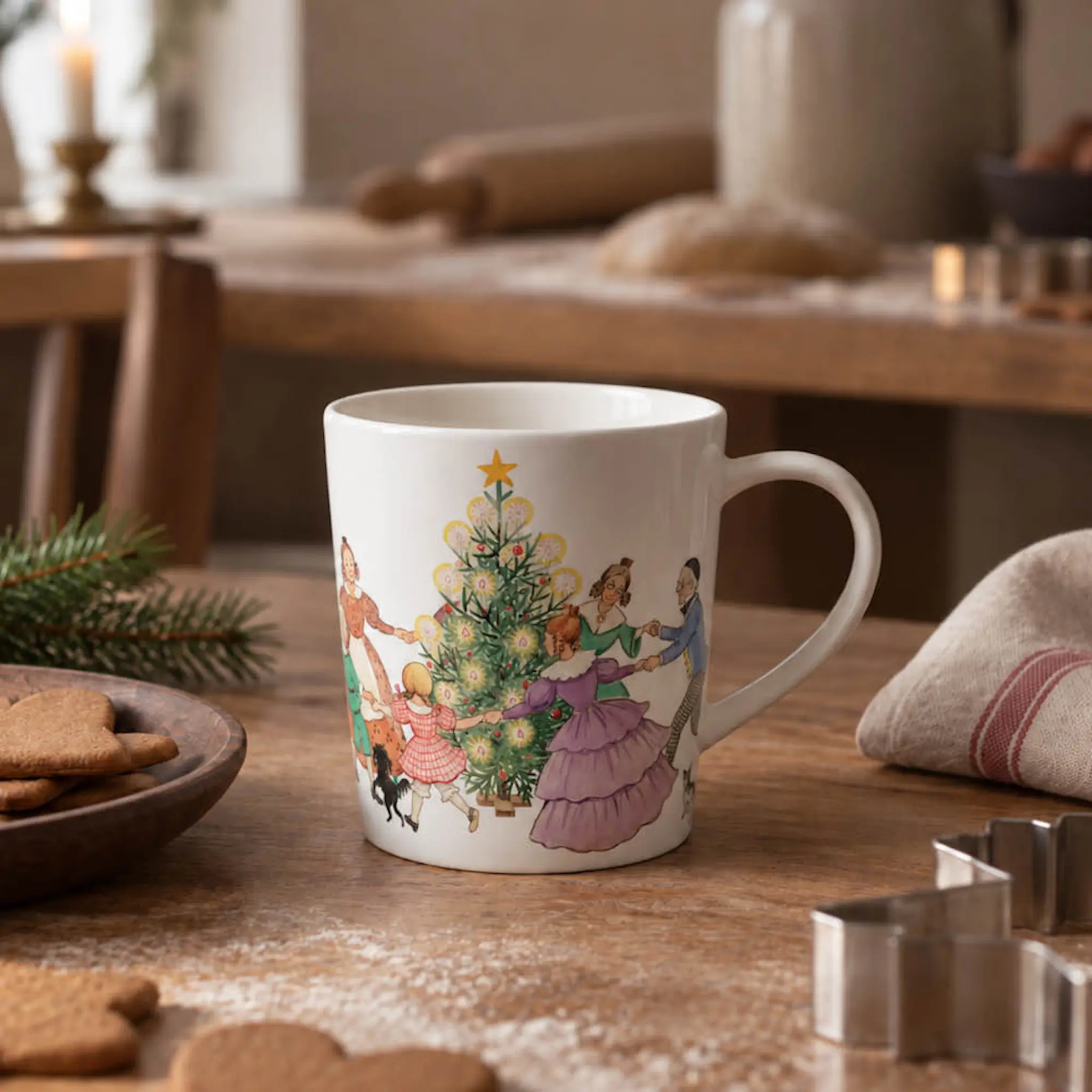 Design House Stockholm Elsa Beskow muki kahvalla 40 cl Dans runt granen