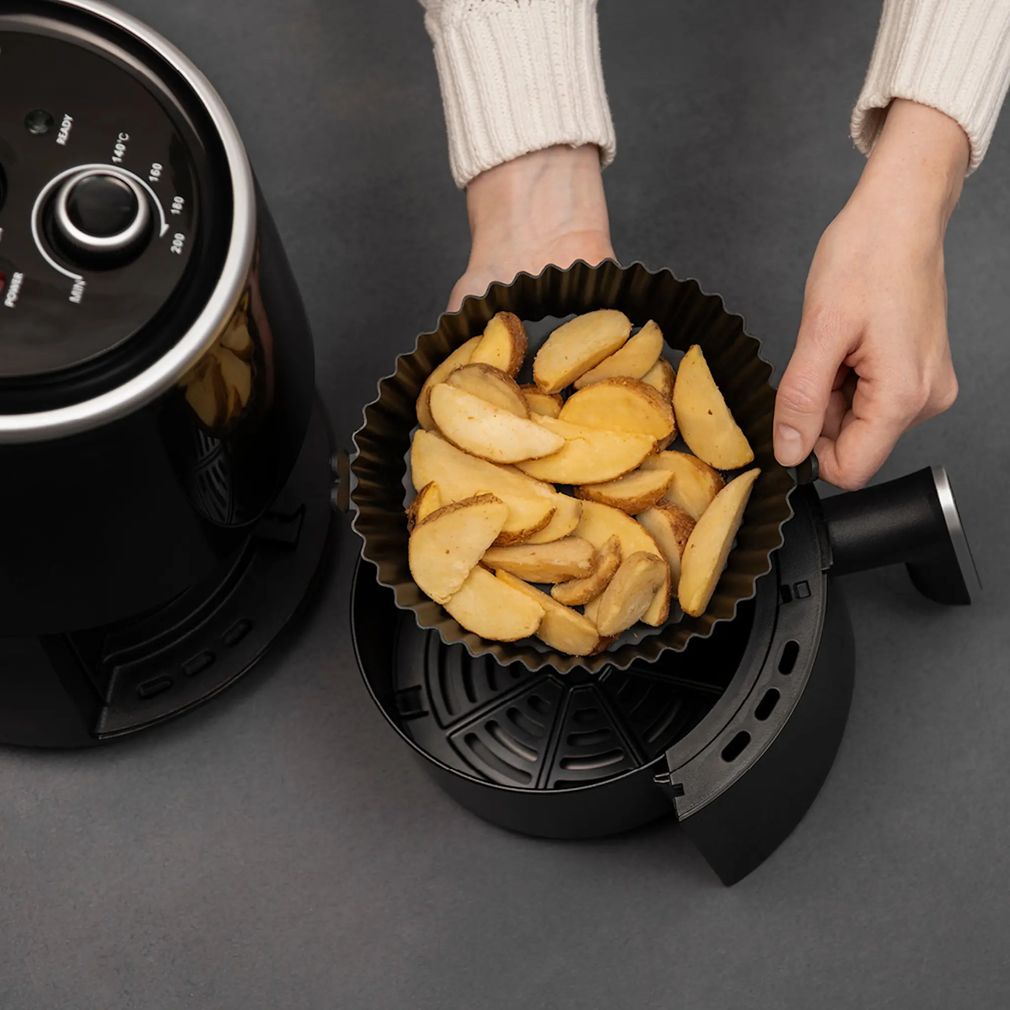 Maku Kitchen Life Silikonform till airfryer 18,5 cm