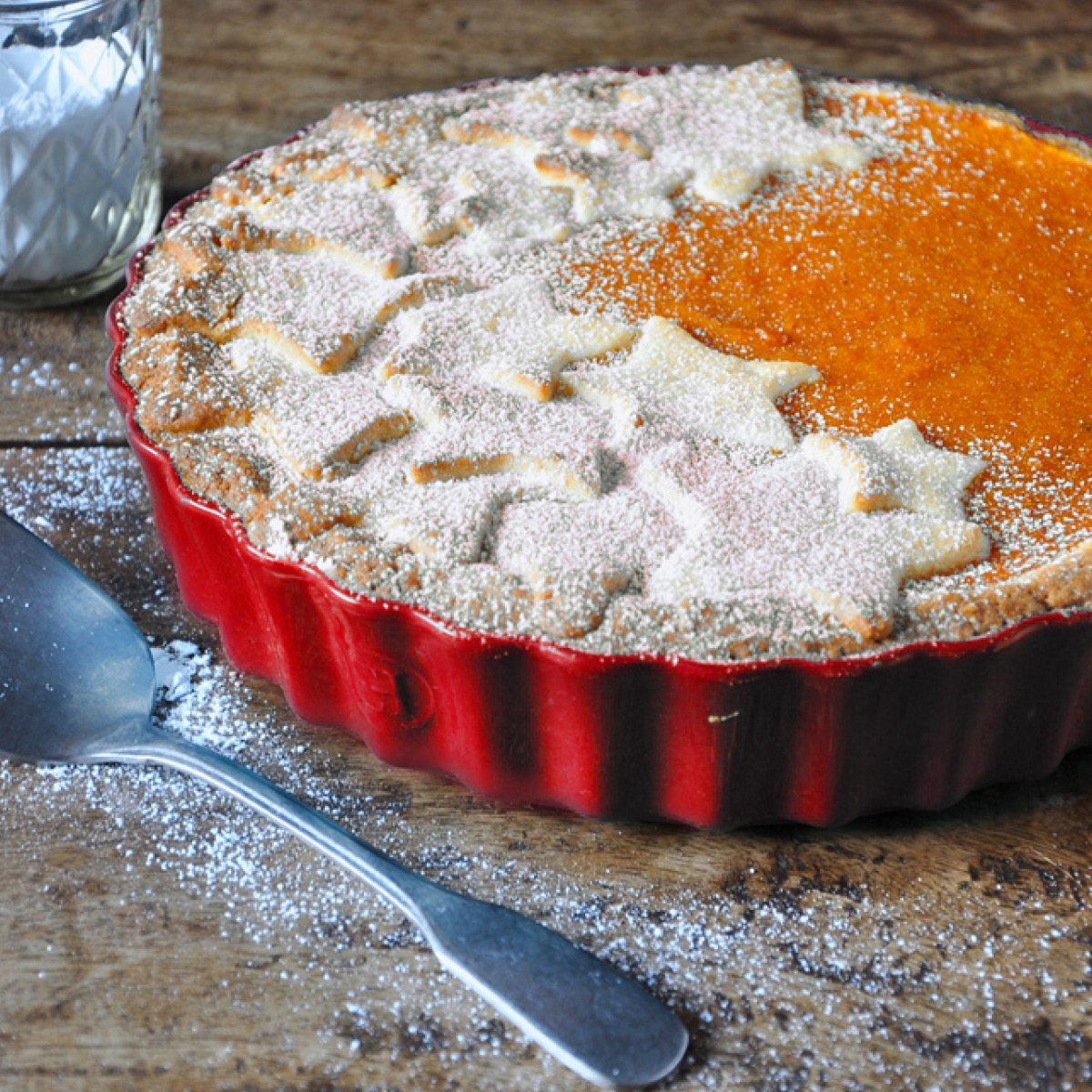 Emile Henry Pajform 24 cm röd