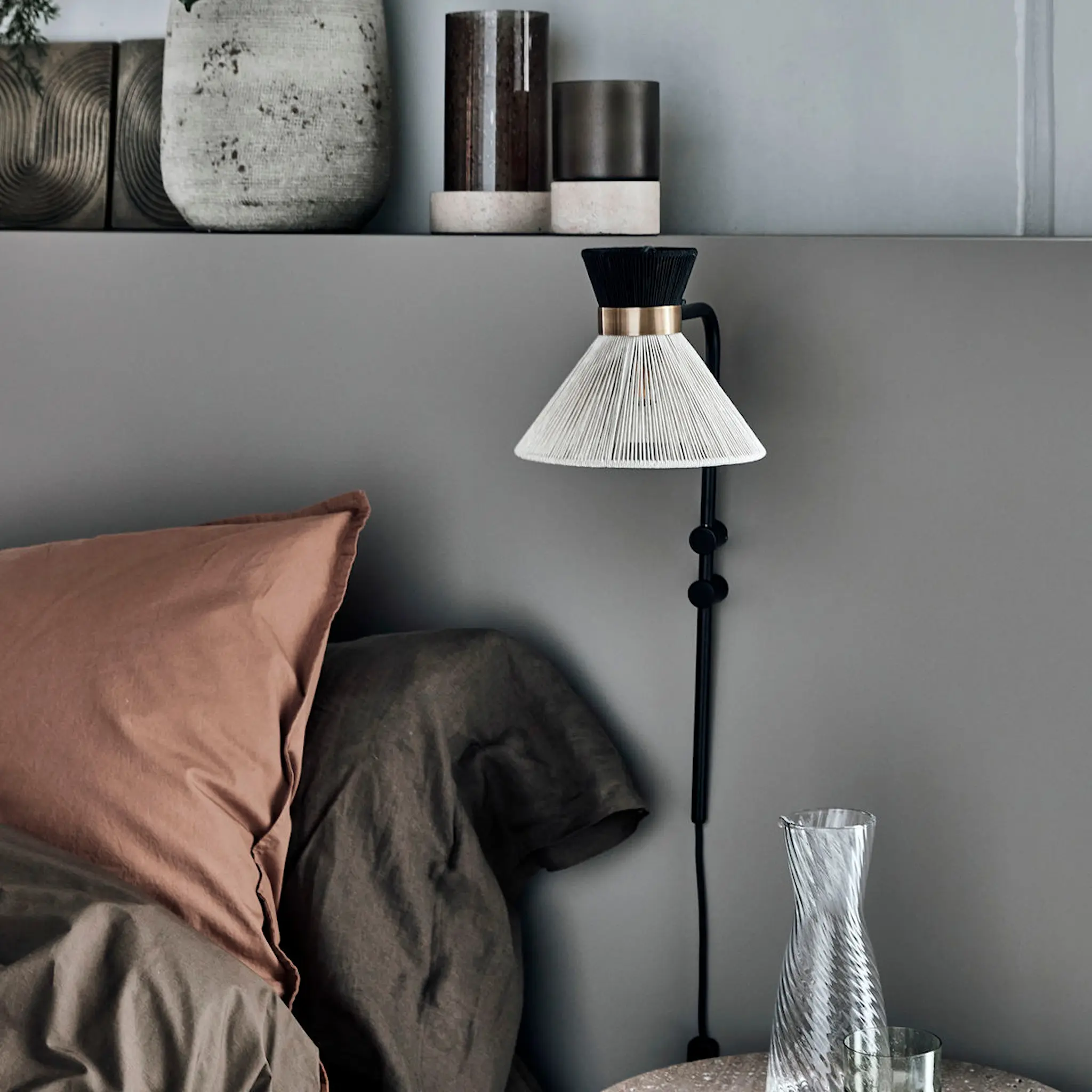 House Doctor Cord vägglampa 54 cm svart