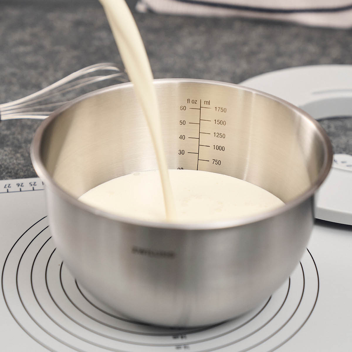 Zwilling Fresh & Save vakuumskål i rostfritt stål med lock 1,75L 18 cm