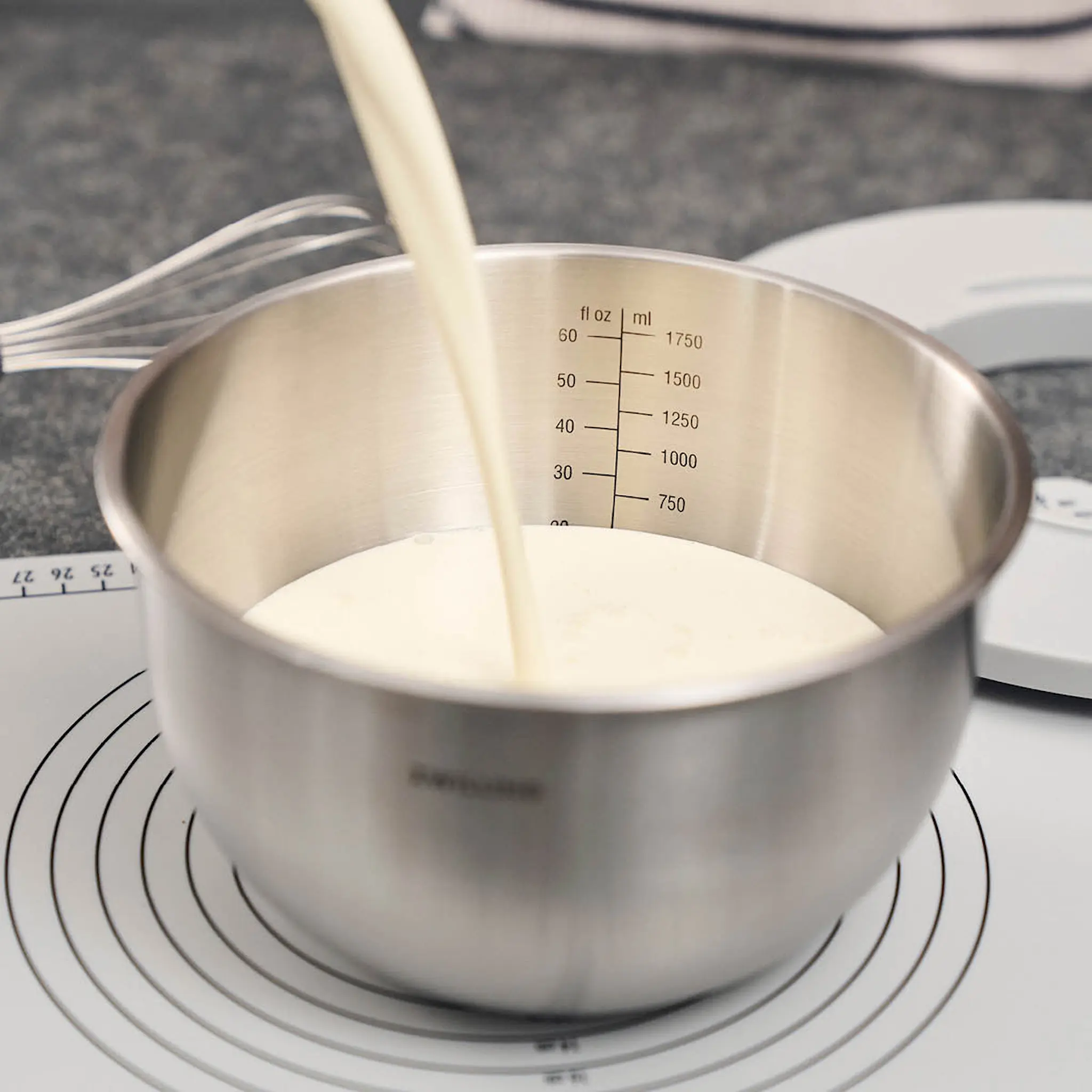 Zwilling Fresh & Save vakuumskål i rostfritt stål med lock 1,75L 18 cm