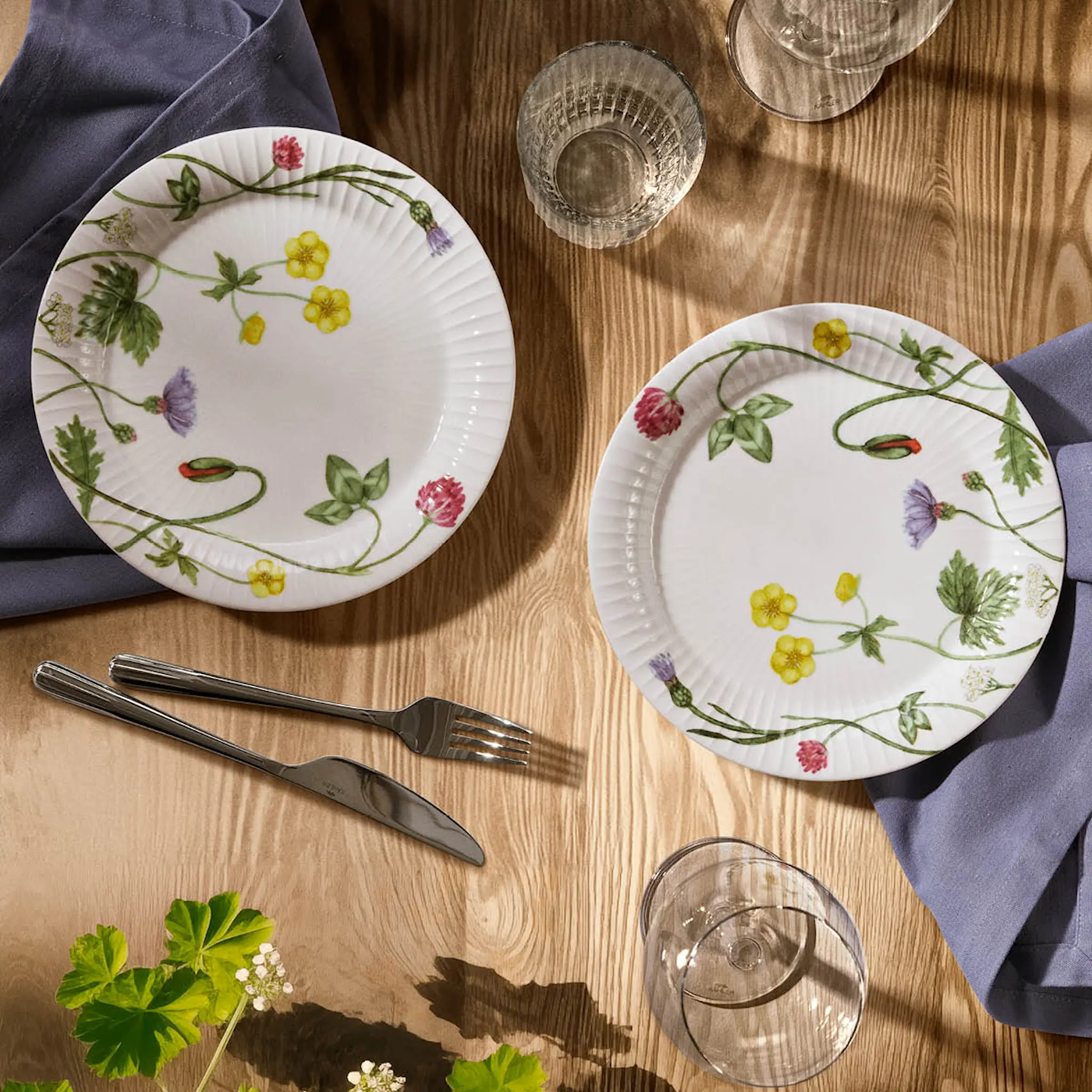 Kähler Hammershøi Summer tallrik 22 cm wild flowers