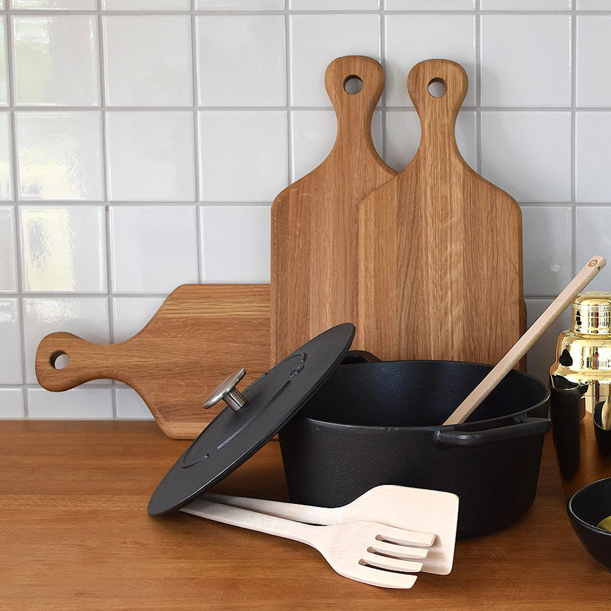 Anders Petter Signerat skjærebrett 40x17 cm eik