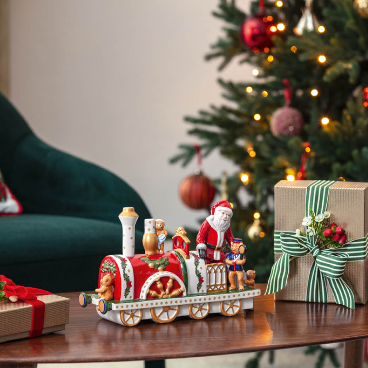 Villeroy & Boch Christmas Toys Memory juldekoration lokomotiv tomte 31,5 cm