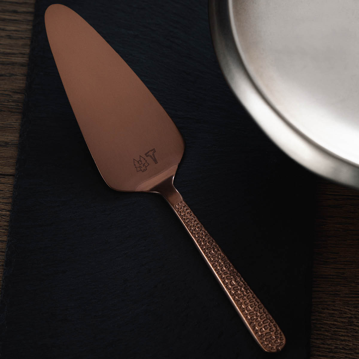 Vargen & Thor Frost kakespade 24 cm kobber