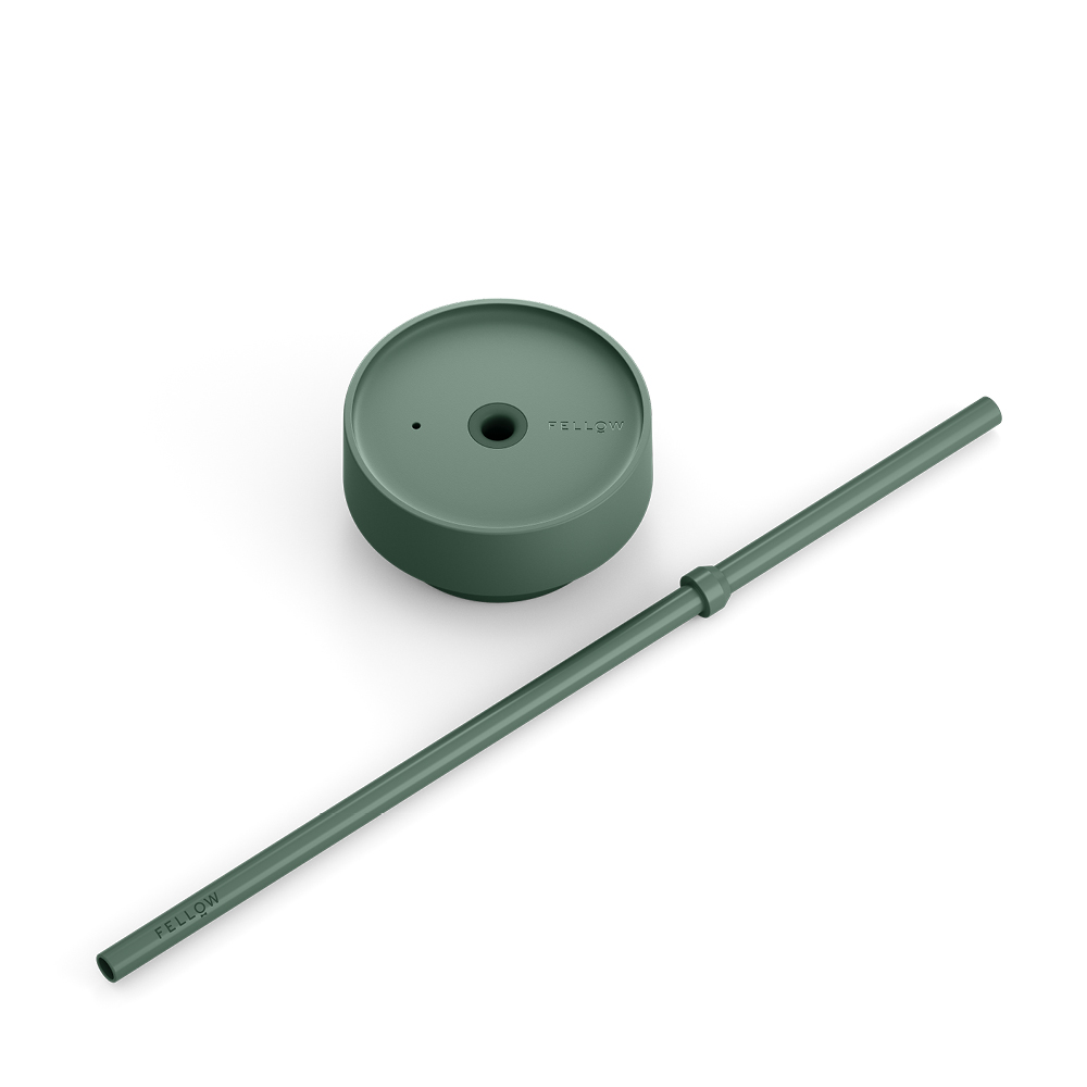 Fellow Carter Cold Desert Capsule tumbler med sugrör 590 ml smoke green